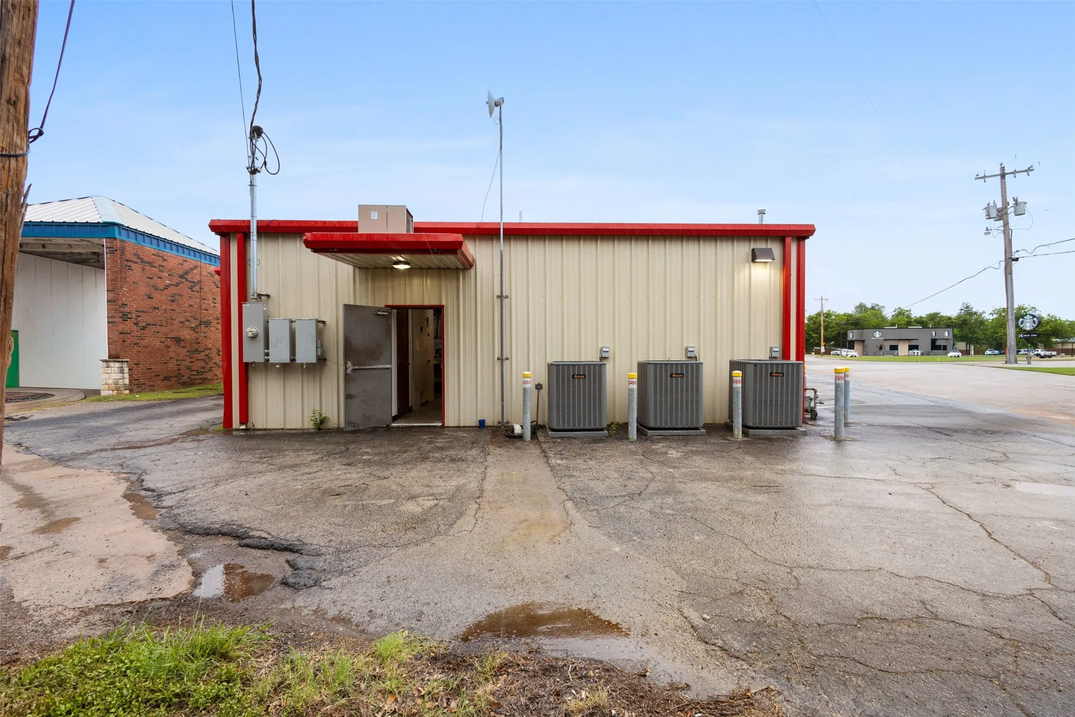 Business For Sale in Somervell County , 801 Big Bend Trail, Glen Rose, Texas 76043, 0, 0, Garage spaces, 0 Sqft, built in 2021, Price $399,000, mls#21266985, Real Estate Agent in Glen Rose, Homes For Sale in Somervell county, Homes For Sale in Glen Rose, Realtor in Glen Rose Texas, Real Estate Brokerage Independent Realty Texas, Luminita Cordes Realtor