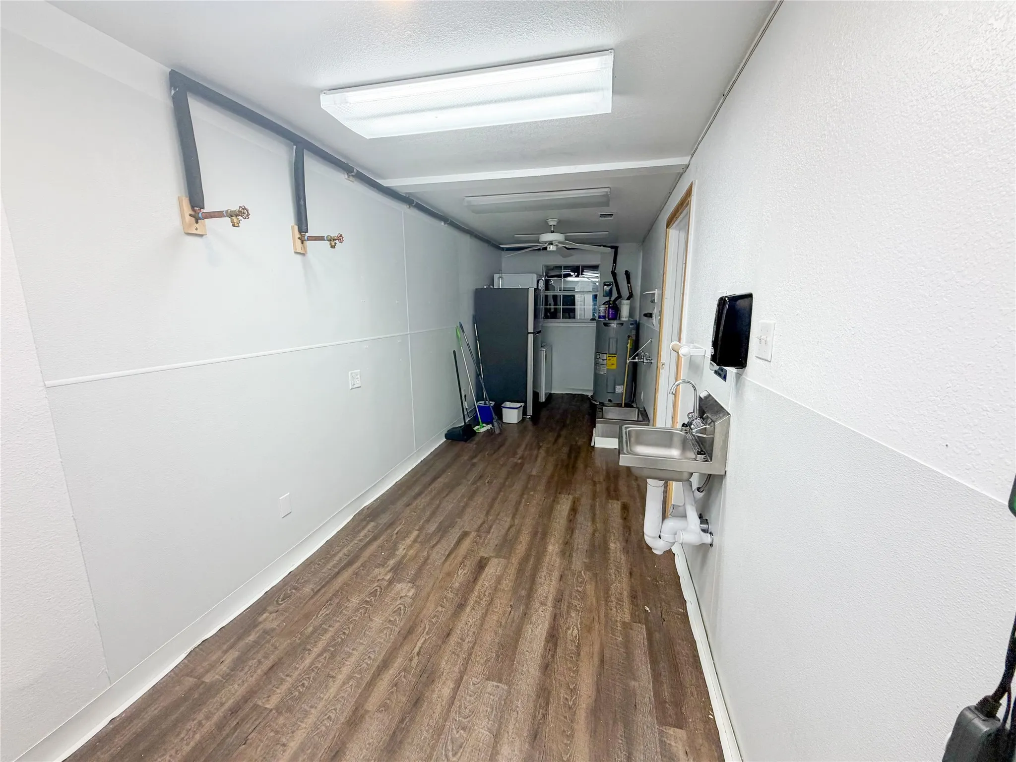 Business For Rent in Wise County , 507 S Business 287, Decatur, Texas 76234, 0, 0, Garage spaces, 0 Sqft, built in 1971, Price $1,750, mls#21267556, Real Estate Agent in Decatur, Homes For Rent in Wise county, Homes For Rent in Decatur, Realtor in Decatur Texas, Real Estate Brokerage Independent Realty Texas, Luminita Cordes Realtor