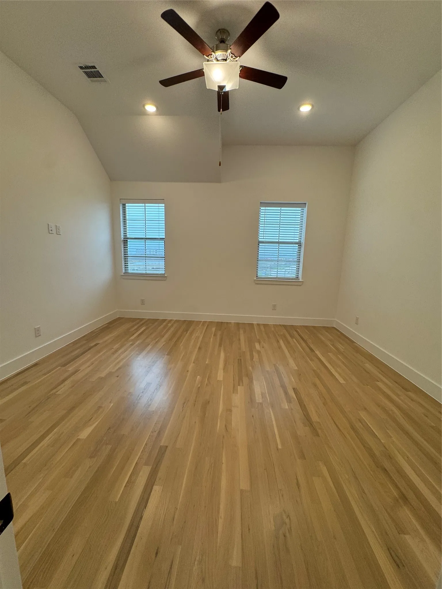 Single Family Residence For Rent in Rockwall County , 1221 Mark Place, Rowlett, Texas 75088, 3 Bedrooms, 4 Bathrooms, 2 Garage spaces, 2,190 Sqft, built in 2024, Price $3,400, mls#21266198, Real Estate Agent in Rowlett, Homes For Rent in Rockwall county, Homes For Rent in Rowlett, Realtor in Rowlett Texas, Real Estate Brokerage Independent Realty Texas, Luminita Cordes Realtor