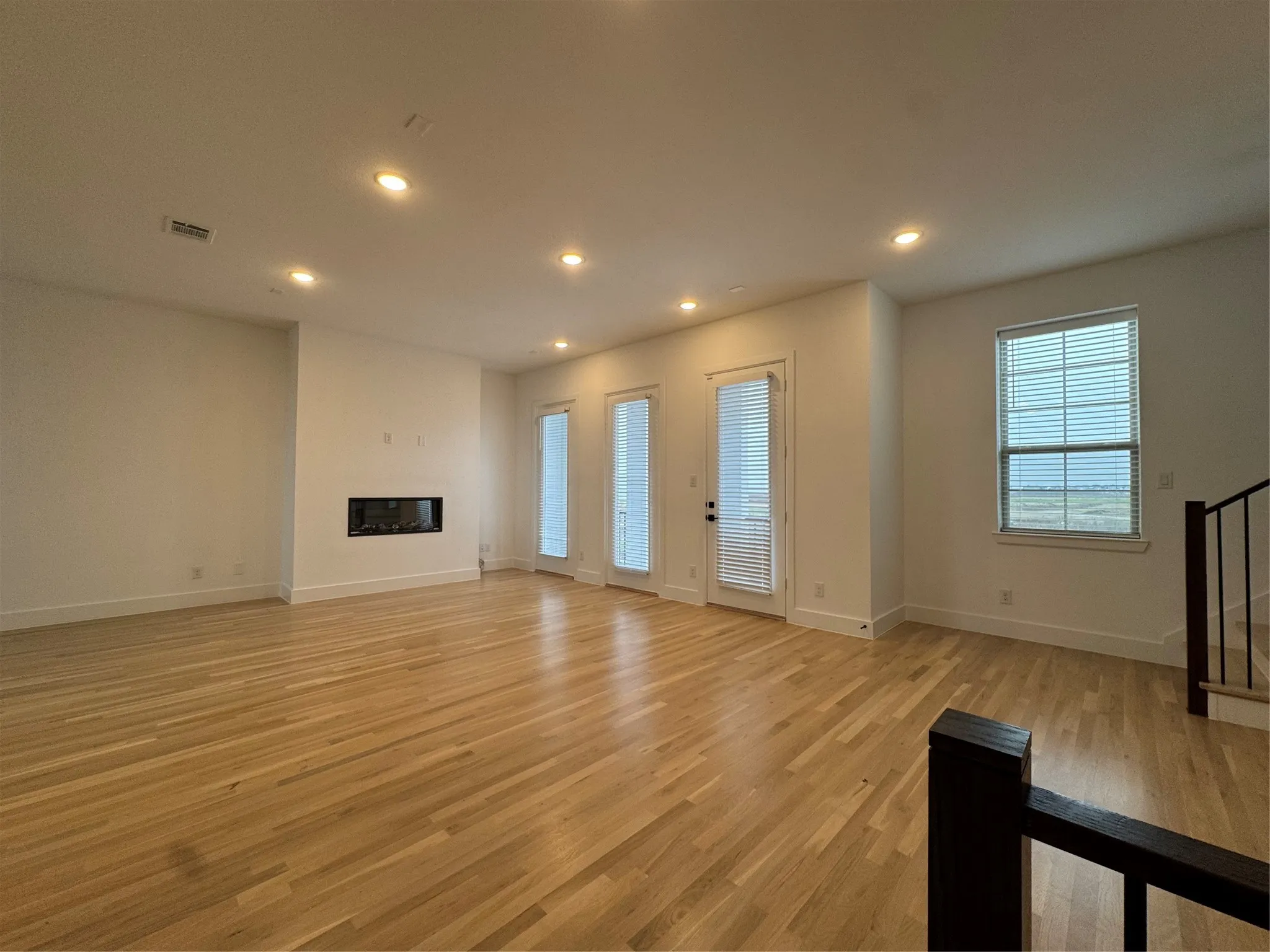 Single Family Residence For Rent in Rockwall County , 1221 Mark Place, Rowlett, Texas 75088, 3 Bedrooms, 4 Bathrooms, 2 Garage spaces, 2,190 Sqft, built in 2024, Price $3,400, mls#21266198, Real Estate Agent in Rowlett, Homes For Rent in Rockwall county, Homes For Rent in Rowlett, Realtor in Rowlett Texas, Real Estate Brokerage Independent Realty Texas, Luminita Cordes Realtor