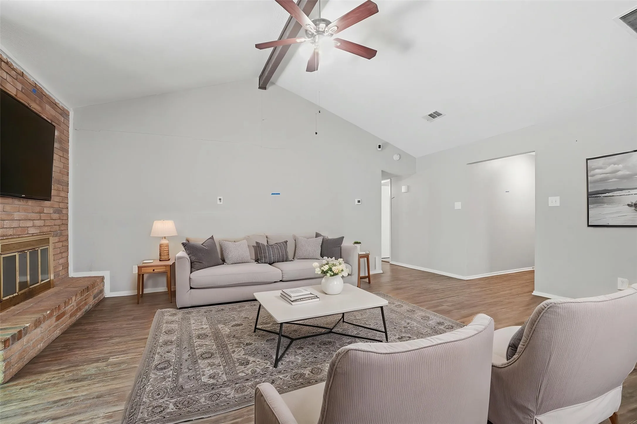 Single Family Residence For Sale in Dallas County , 1137 Meadow Creek Court, Lancaster, Texas 75146, 3 Bedroom, 2 Bathroom, 2 Garage spaces, 1,597 Sqft, built in 1979, mls#21268043, Real Estate Agent in Lancaster, Homes For Sale in Dallas county, Homes For Sale in Lancaster, Realtor in Lancaster Texas, Real Estate Brokerage Independent Realty Texas, Luminita Cordes Realtor