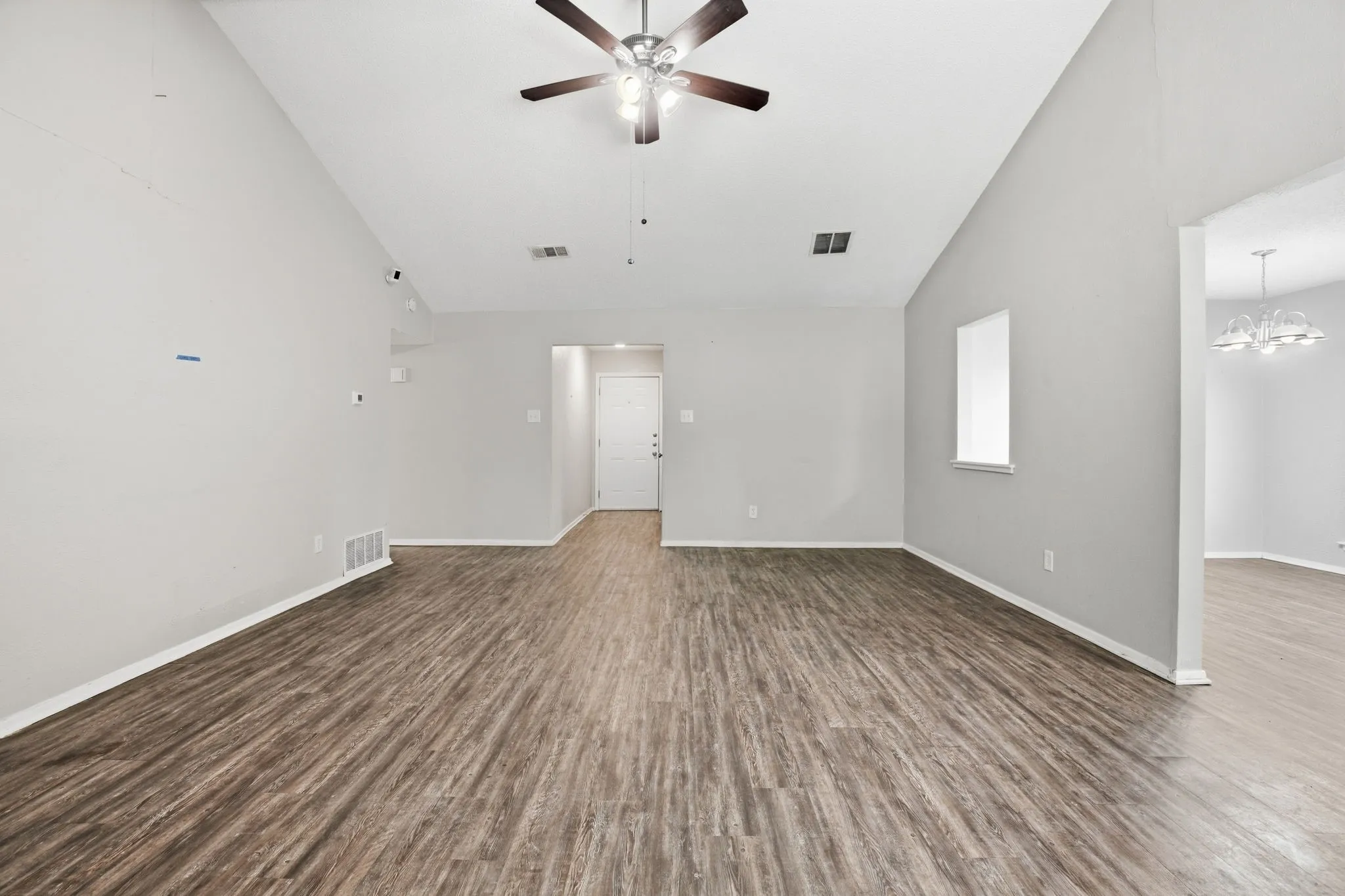 Single Family Residence For Sale in Dallas County , 1137 Meadow Creek Court, Lancaster, Texas 75146, 3 Bedroom, 2 Bathroom, 2 Garage spaces, 1,597 Sqft, built in 1979, mls#21268043, Real Estate Agent in Lancaster, Homes For Sale in Dallas county, Homes For Sale in Lancaster, Realtor in Lancaster Texas, Real Estate Brokerage Independent Realty Texas, Luminita Cordes Realtor