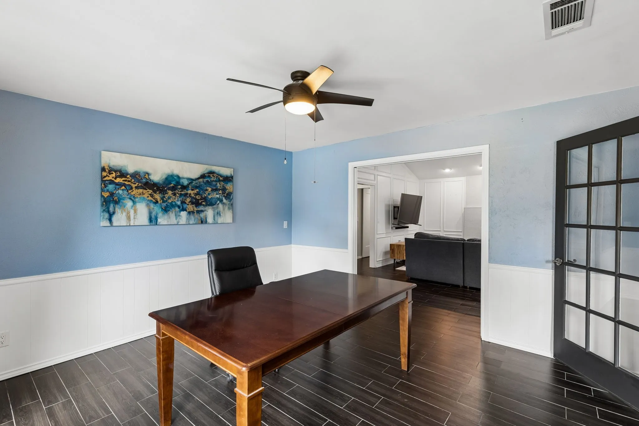 Single Family Residence For Sale in Collin County , 3409 Appalachian Way, Plano, Texas 75075, 4 Bedrooms, 3 Bathrooms, 2 Garage spaces, 2,401 Sqft, built in 1977, Price $549,000, mls#21269511, Real Estate Agent in Plano, Homes For Sale in Collin county, Homes For Sale in Plano, Realtor in Plano Texas, Real Estate Brokerage Independent Realty Texas, Luminita Cordes Realtor