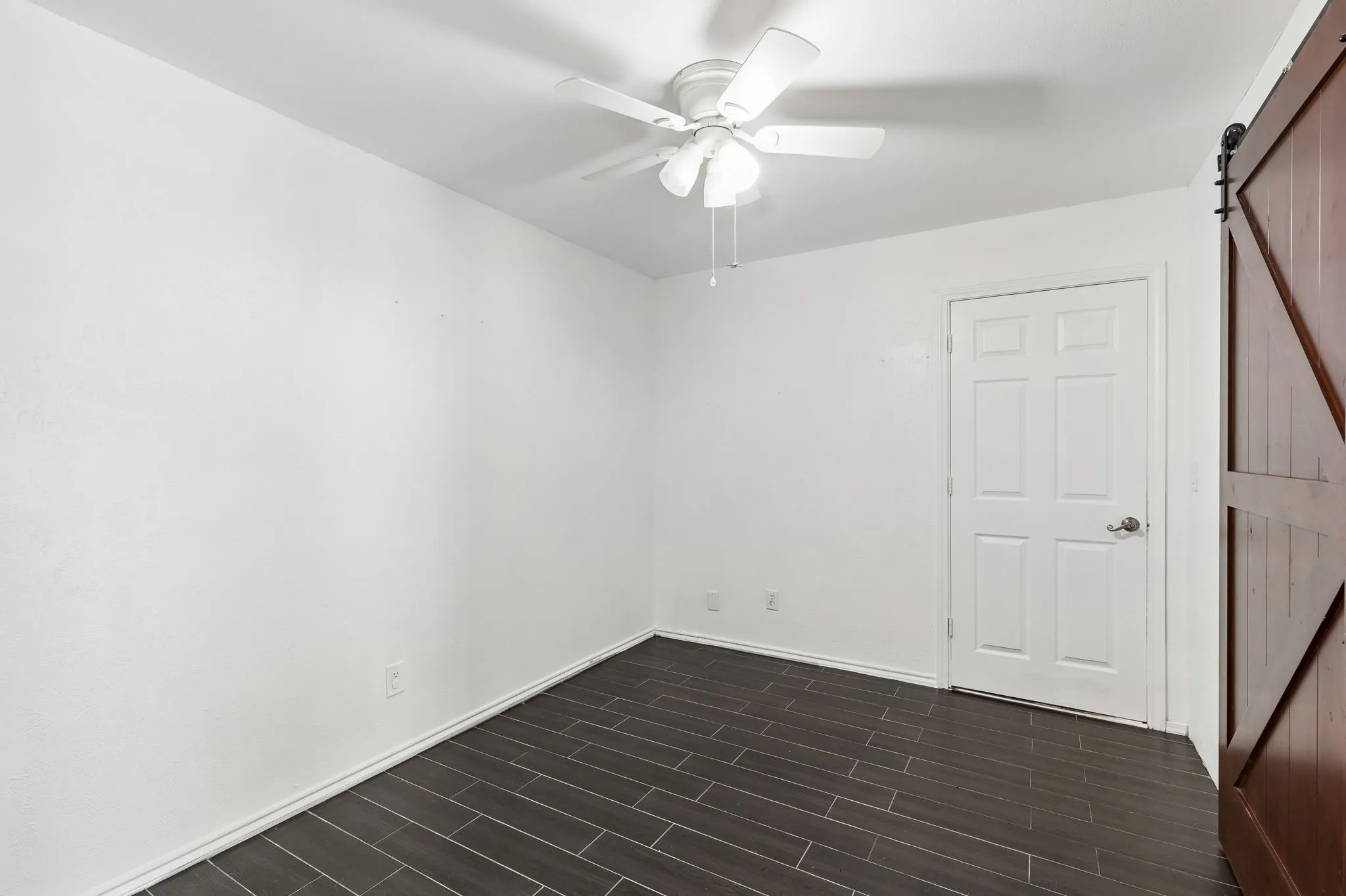 Single Family Residence For Sale in Collin County , 3409 Appalachian Way, Plano, Texas 75075, 4 Bedrooms, 3 Bathrooms, 2 Garage spaces, 2,401 Sqft, built in 1977, Price $549,000, mls#21269511, Real Estate Agent in Plano, Homes For Sale in Collin county, Homes For Sale in Plano, Realtor in Plano Texas, Real Estate Brokerage Independent Realty Texas, Luminita Cordes Realtor