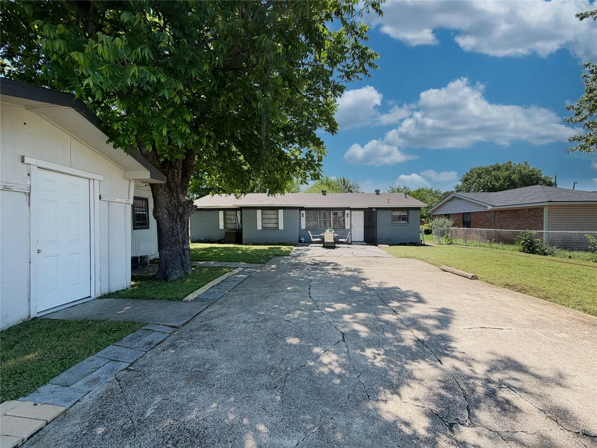 There are 2 storage sheds that can be used a workspace, home gym, or additional storage.
