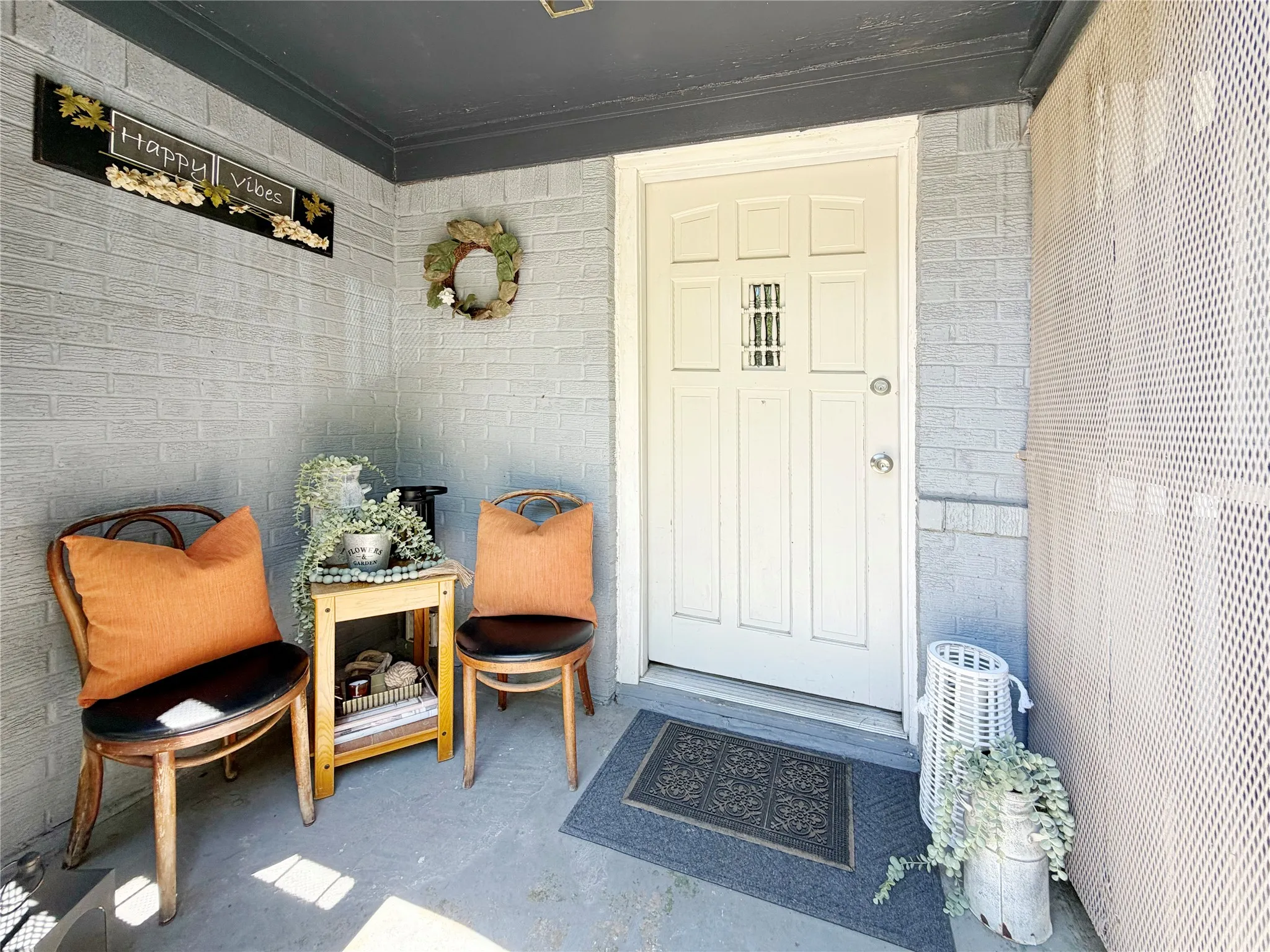 Enter through the private enclosed patio.