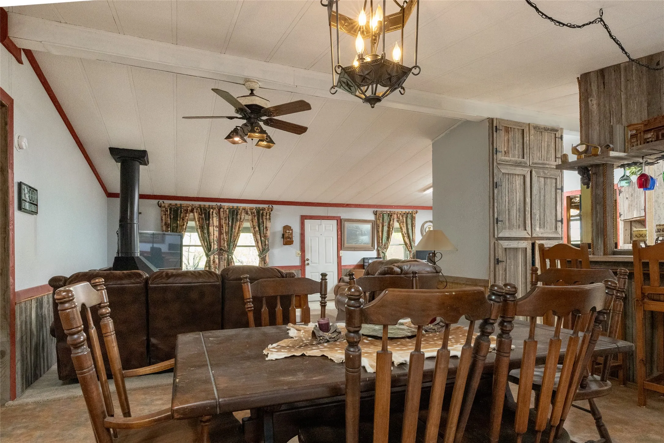 Manufactured Home For Sale in Denton County , 14260 Warbler Lane, Haslet, Texas 76052, 3 Bedrooms, 2 Bathrooms, 2 Garage spaces, 1,200 Sqft, built in 1989, Price $650,000, mls#21270266, Real Estate Agent in Haslet, Homes For Sale in Denton county, Homes For Sale in Haslet, Realtor in Haslet Texas, Real Estate Brokerage Independent Realty Texas, Luminita Cordes Realtor