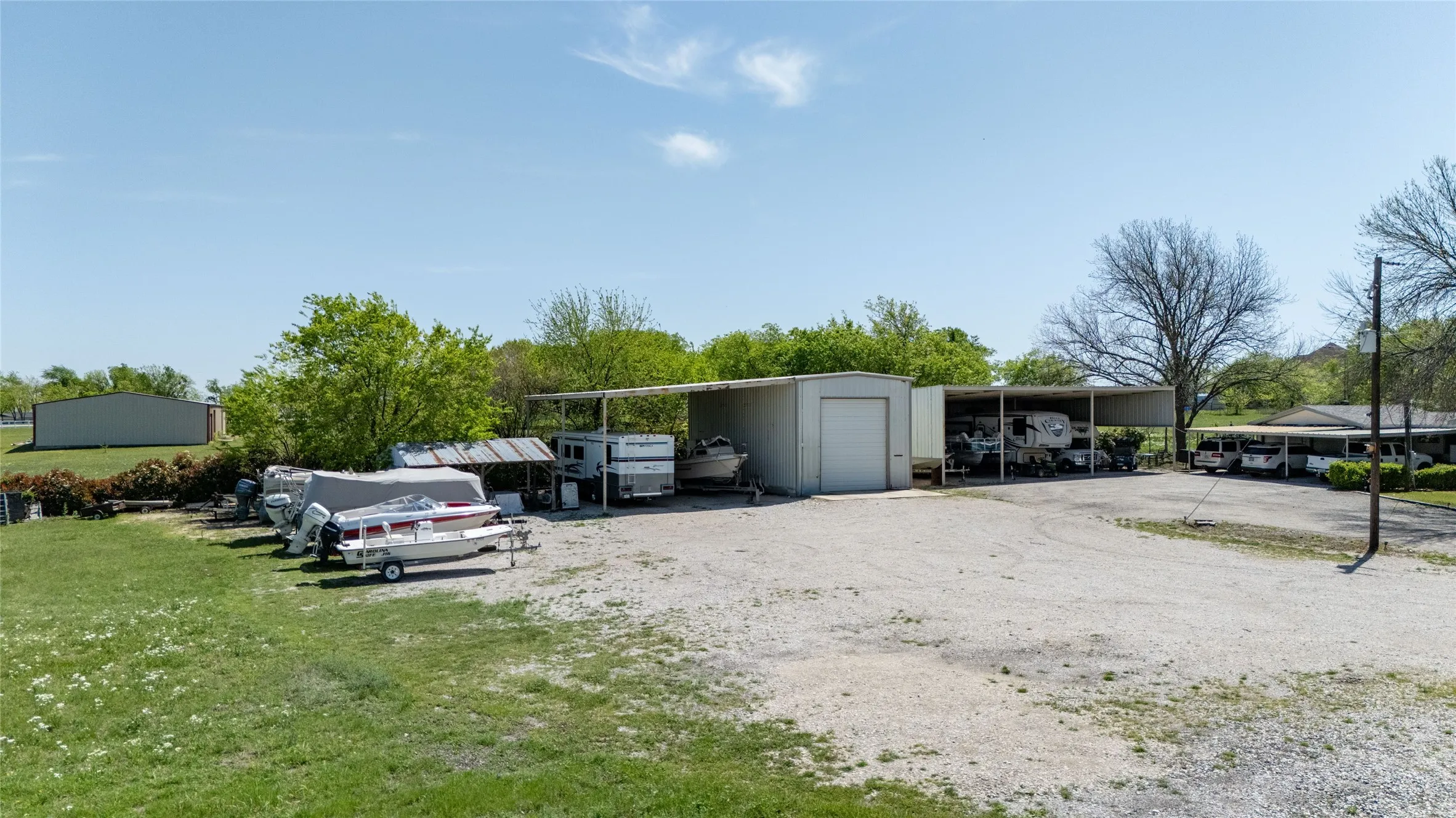 Manufactured Home For Sale in Denton County , 14260 Warbler Lane, Haslet, Texas 76052, 3 Bedrooms, 2 Bathrooms, 2 Garage spaces, 1,200 Sqft, built in 1989, Price $650,000, mls#21270266, Real Estate Agent in Haslet, Homes For Sale in Denton county, Homes For Sale in Haslet, Realtor in Haslet Texas, Real Estate Brokerage Independent Realty Texas, Luminita Cordes Realtor