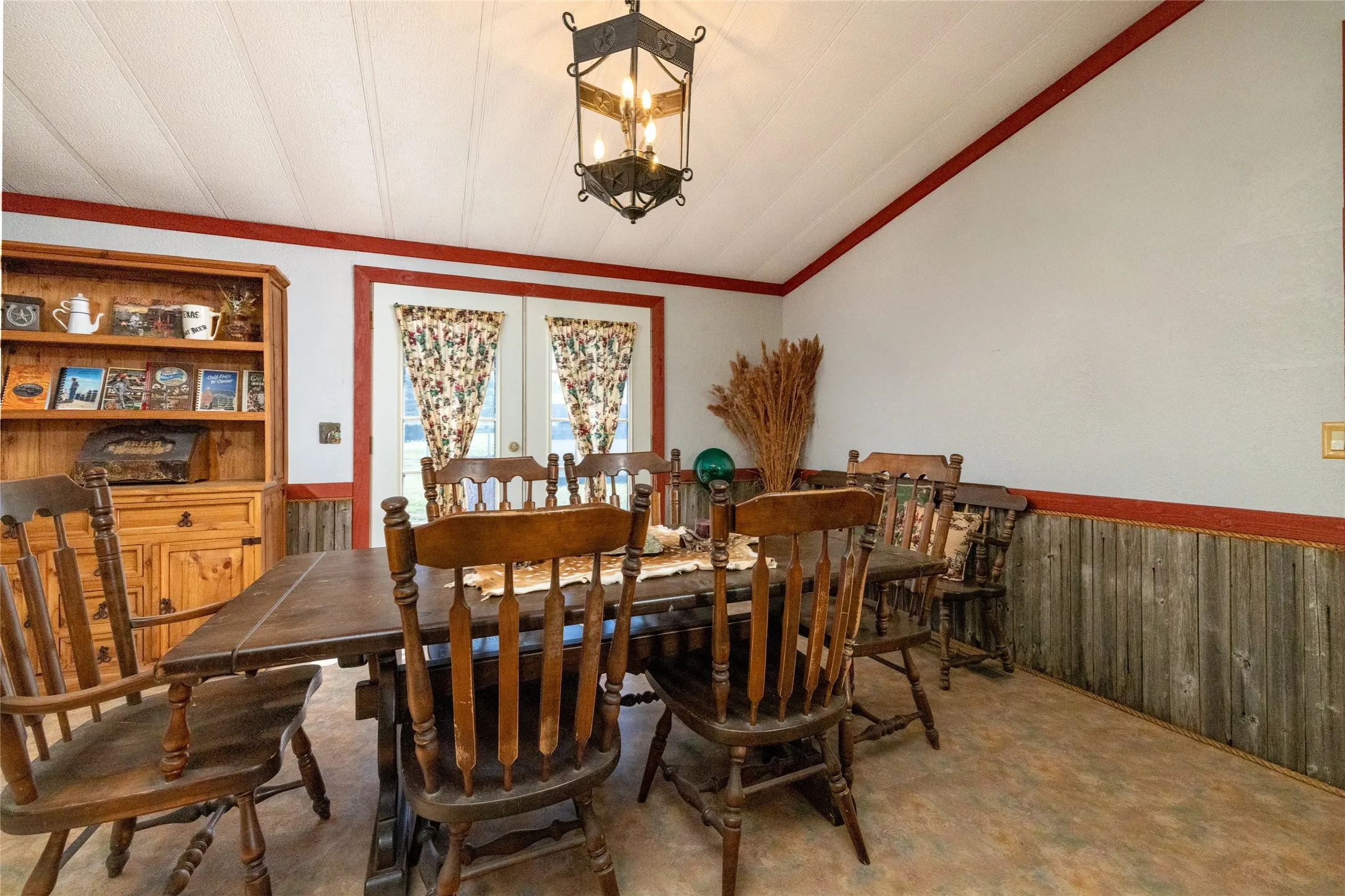 Manufactured Home For Sale in Denton County , 14260 Warbler Lane, Haslet, Texas 76052, 3 Bedrooms, 2 Bathrooms, 2 Garage spaces, 1,200 Sqft, built in 1989, Price $650,000, mls#21270266, Real Estate Agent in Haslet, Homes For Sale in Denton county, Homes For Sale in Haslet, Realtor in Haslet Texas, Real Estate Brokerage Independent Realty Texas, Luminita Cordes Realtor