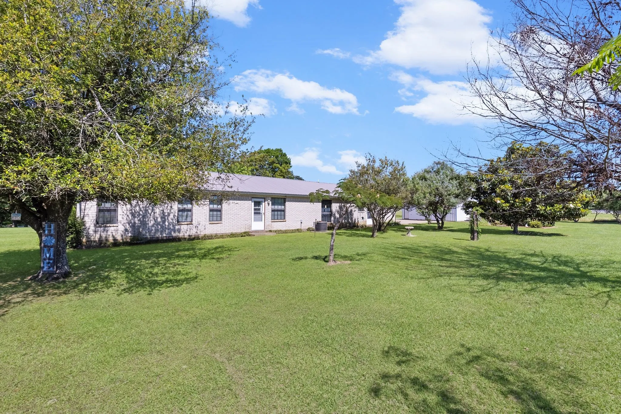 Single Family Residence For Sale in Rains County , 145 Rs County Road 3445, Emory, Texas 75440, 2 Bedrooms, 2 Bathrooms, 2 Garage spaces, 1,800 Sqft, built in 2004, Price $299,000, mls#21270106, Real Estate Agent in Emory, Homes For Sale in Rains county, Homes For Sale in Emory, Realtor in Emory Texas, Real Estate Brokerage Independent Realty Texas, Luminita Cordes Realtor