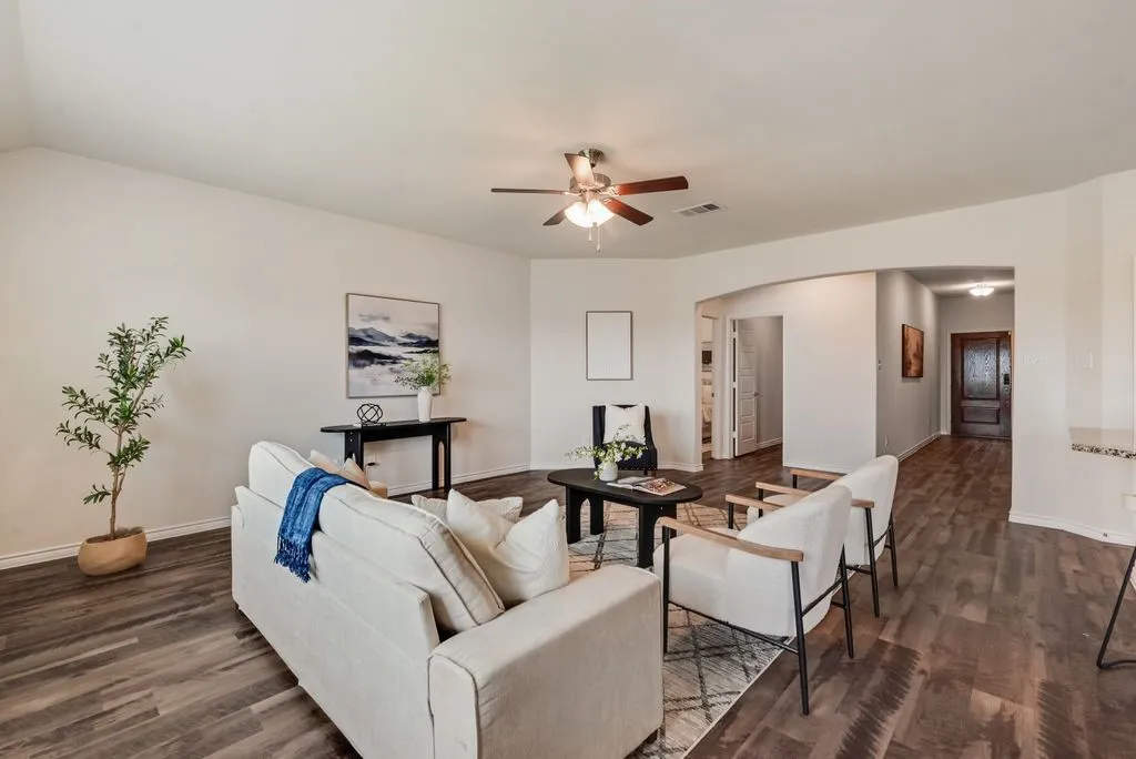 Single Family Residence For Sale in Denton County , 3508 Rio Grande Road, Little Elm, Texas 75068, 3 Bedroom, 2 Bathroom, 2 Garage spaces, 1,689 Sqft, built in 2018, mls#21270292, Real Estate Agent in Little Elm, Homes For Sale in Denton county, Homes For Sale in Little Elm, Realtor in Little Elm Texas, Real Estate Brokerage Independent Realty Texas, Luminita Cordes Realtor