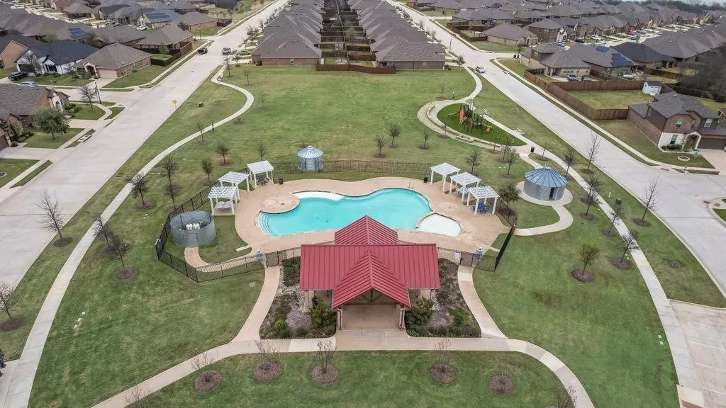 Shahan Lakeview Amenities