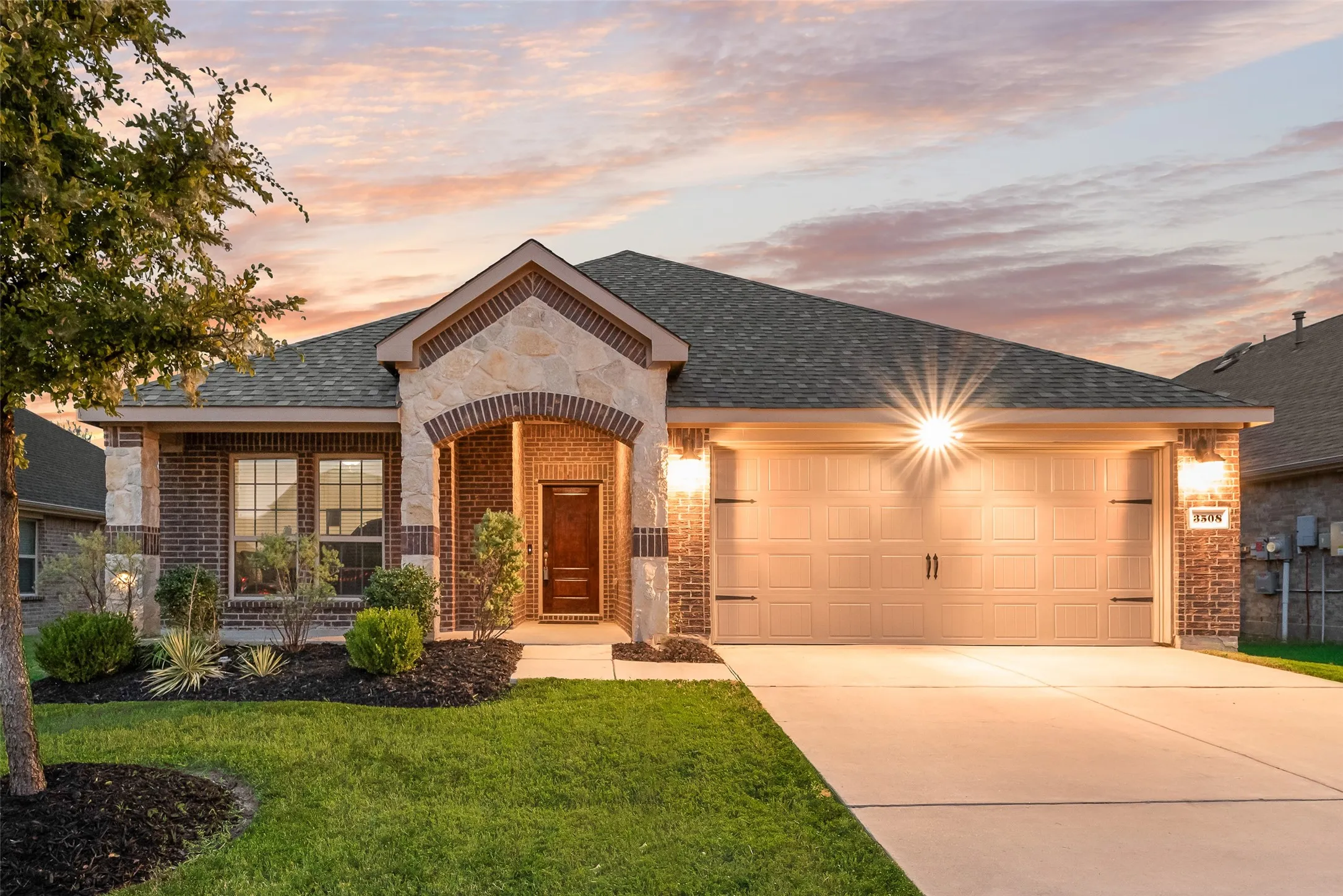 Single Family Residence For Sale in Denton County , 3508 Rio Grande Road, Little Elm, Texas 75068, 3 Bedroom, 2 Bathroom, 2 Garage spaces, 1,689 Sqft, built in 2018, mls#21270292, Real Estate Agent in Little Elm, Homes For Sale in Denton county, Homes For Sale in Little Elm, Realtor in Little Elm Texas, Real Estate Brokerage Independent Realty Texas, Luminita Cordes Realtor