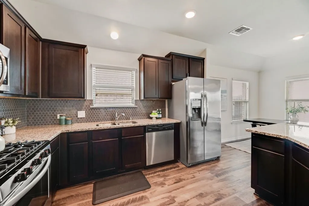 Single Family Residence For Sale in Denton County , 3508 Rio Grande Road, Little Elm, Texas 75068, 3 Bedroom, 2 Bathroom, 2 Garage spaces, 1,689 Sqft, built in 2018, mls#21270292, Real Estate Agent in Little Elm, Homes For Sale in Denton county, Homes For Sale in Little Elm, Realtor in Little Elm Texas, Real Estate Brokerage Independent Realty Texas, Luminita Cordes Realtor