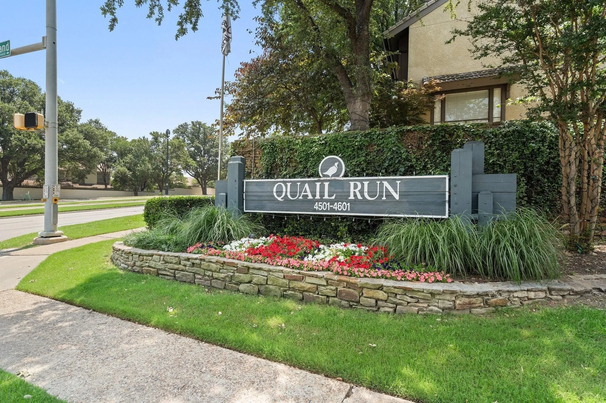 For Sale in Dallas County , 4543 N O Connor Road 1247, Irving, Texas 75062, 2 Bedroom, 3 Bathroom, Garage spaces, 0 Sqft, built in 1982, mls#21260111, Real Estate Agent in Irving, Homes For Sale in Dallas county, Homes For Sale in Irving, Realtor in Irving Texas, Real Estate Brokerage Independent Realty Texas, Luminita Cordes Realtor