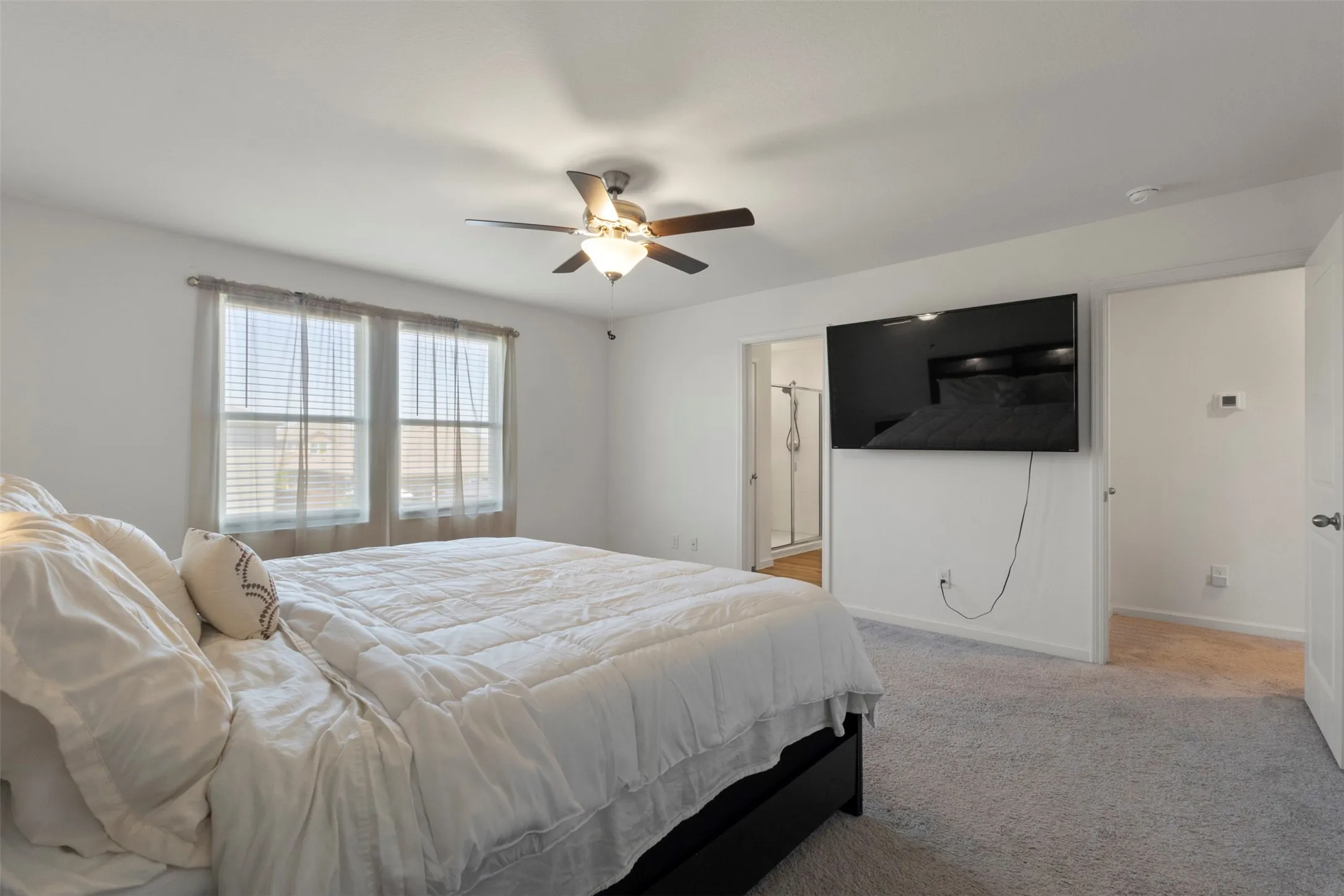 Single Family Residence For Sale in Tarrant County , 1508 Ancer Way, Fort Worth, Texas 76052, 4 Bedroom, 3 Bathroom, 2 Garage spaces, 2,129 Sqft, built in 2022, mls#21269976, Real Estate Agent in Fort Worth, Homes For Sale in Tarrant county, Homes For Sale in Fort Worth, Realtor in Fort Worth Texas, Real Estate Brokerage Independent Realty Texas, Luminita Cordes Realtor