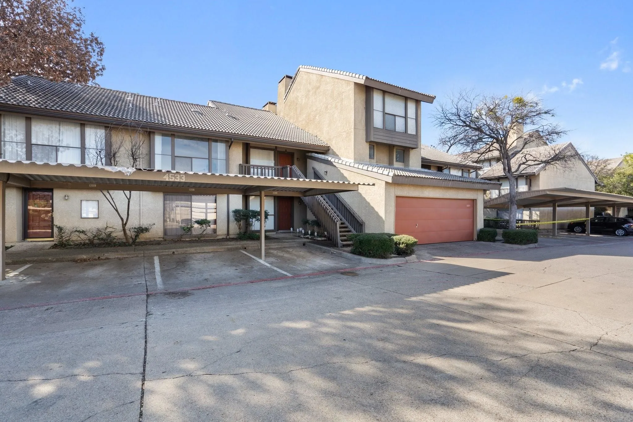 Condominium For Rent in Dallas County , 4533 N O Connor Road 2208, Irving, Texas 75062, 3 Bedroom, 3 Bathroom, Garage spaces, 1,438 Sqft, built in 1975, mls#21268370, Real Estate Agent in Irving, Homes For Rent in Dallas county, Homes For Rent in Irving, Realtor in Irving Texas, Real Estate Brokerage Independent Realty Texas, Luminita Cordes Realtor