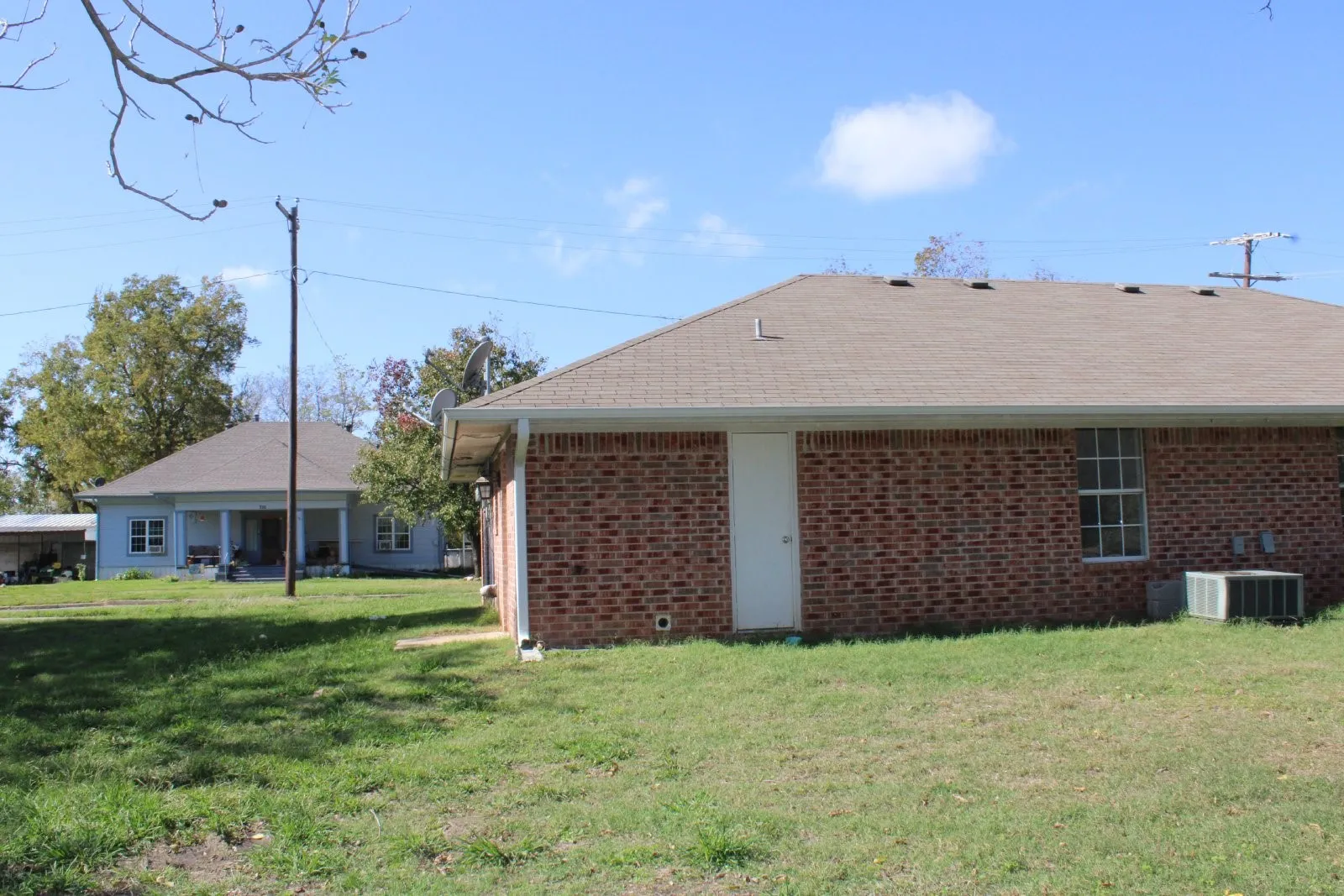 Duplex For Rent in Delta County , 701 SW 1st Street, Cooper, Texas 75432, 2 Bedroom, 1 Bathroom, 1 Garage spaces, 858 Sqft, built in 2004, mls#21270349, Real Estate Agent in Cooper, Homes For Rent in Delta county, Homes For Rent in Cooper, Realtor in Cooper Texas, Real Estate Brokerage Independent Realty Texas, Luminita Cordes Realtor