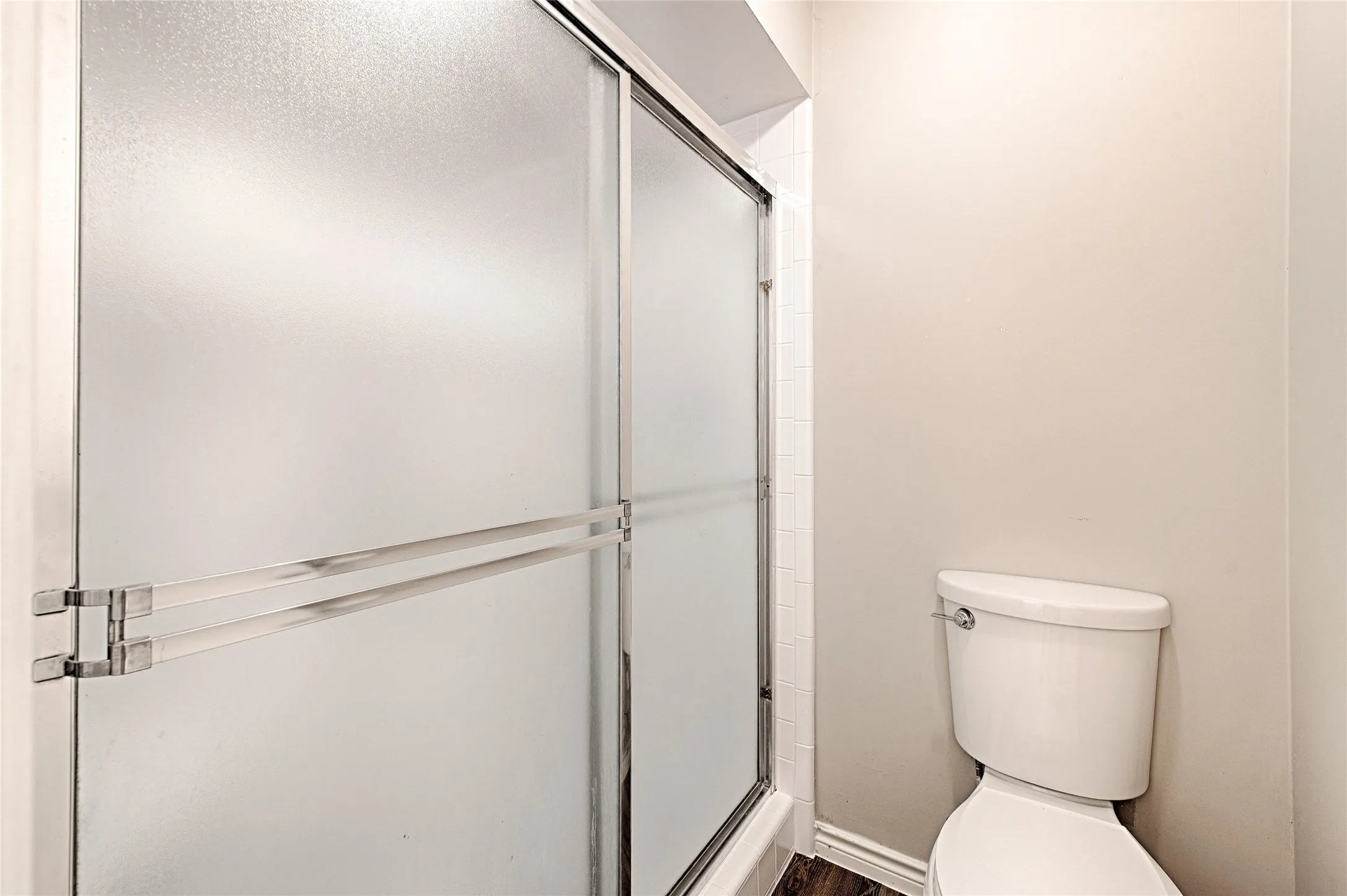 Single Family Residence For Sale in Dallas County , 614 Brookfield Drive, Garland, Texas 75040, 4 Bedroom, 3 Bathroom, 2 Garage spaces, 2,188 Sqft, built in 1974, mls#21269037, Real Estate Agent in Garland, Homes For Sale in Dallas county, Homes For Sale in Garland, Realtor in Garland Texas, Real Estate Brokerage Independent Realty Texas, Luminita Cordes Realtor