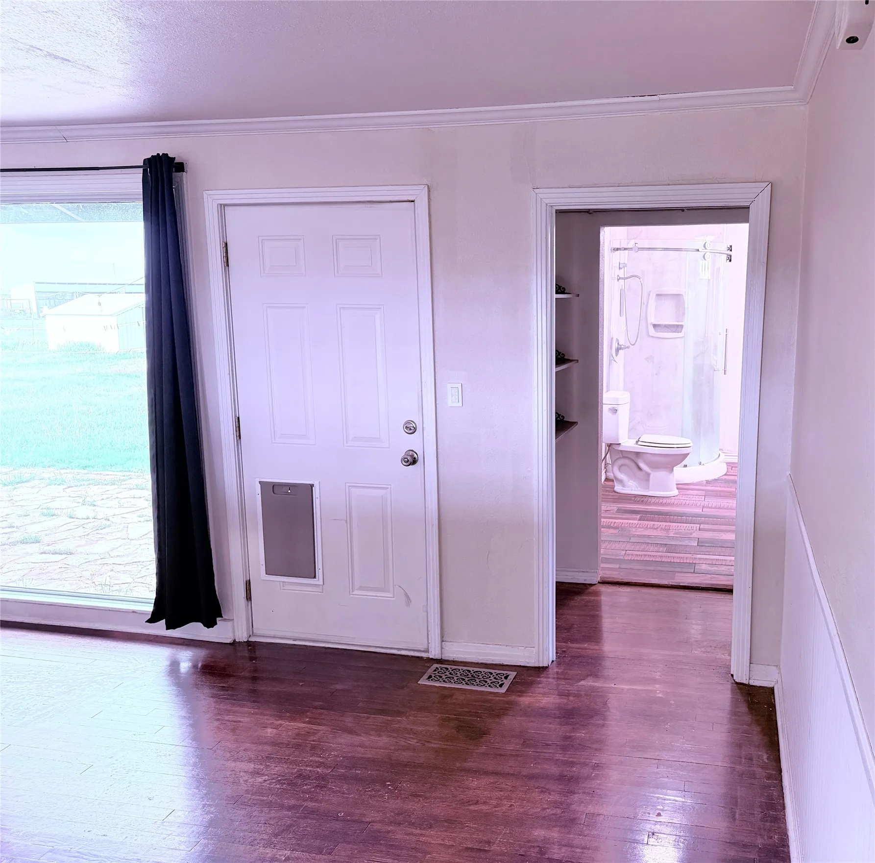 Single Family Residence For Sale in Hardeman County , 1807 Crowell Highway, Quanah, Texas 79252, 3 Bedrooms, 2 Bathrooms, 1 Garage spaces, 2,048 Sqft, built in 1958, Price $215,000, mls#21268505, Real Estate Agent in Quanah, Homes For Sale in Hardeman county, Homes For Sale in Quanah, Realtor in Quanah Texas, Real Estate Brokerage Independent Realty Texas, Luminita Cordes Realtor