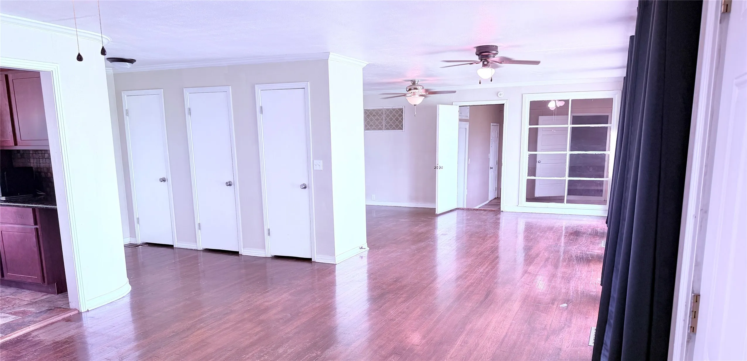 Single Family Residence For Sale in Hardeman County , 1807 Crowell Highway, Quanah, Texas 79252, 3 Bedrooms, 2 Bathrooms, 1 Garage spaces, 2,048 Sqft, built in 1958, Price $215,000, mls#21268505, Real Estate Agent in Quanah, Homes For Sale in Hardeman county, Homes For Sale in Quanah, Realtor in Quanah Texas, Real Estate Brokerage Independent Realty Texas, Luminita Cordes Realtor