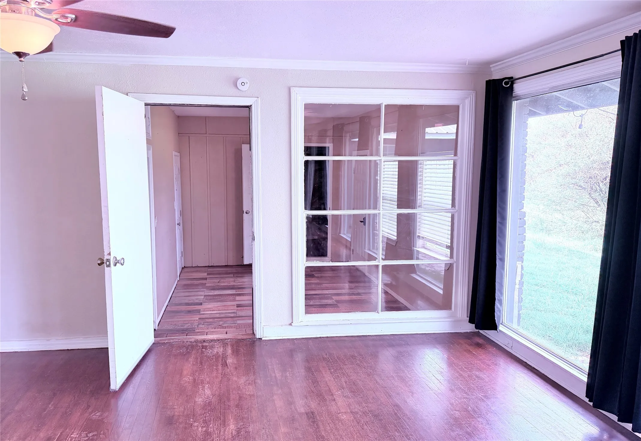 Single Family Residence For Sale in Hardeman County , 1807 Crowell Highway, Quanah, Texas 79252, 3 Bedrooms, 2 Bathrooms, 1 Garage spaces, 2,048 Sqft, built in 1958, Price $215,000, mls#21268505, Real Estate Agent in Quanah, Homes For Sale in Hardeman county, Homes For Sale in Quanah, Realtor in Quanah Texas, Real Estate Brokerage Independent Realty Texas, Luminita Cordes Realtor