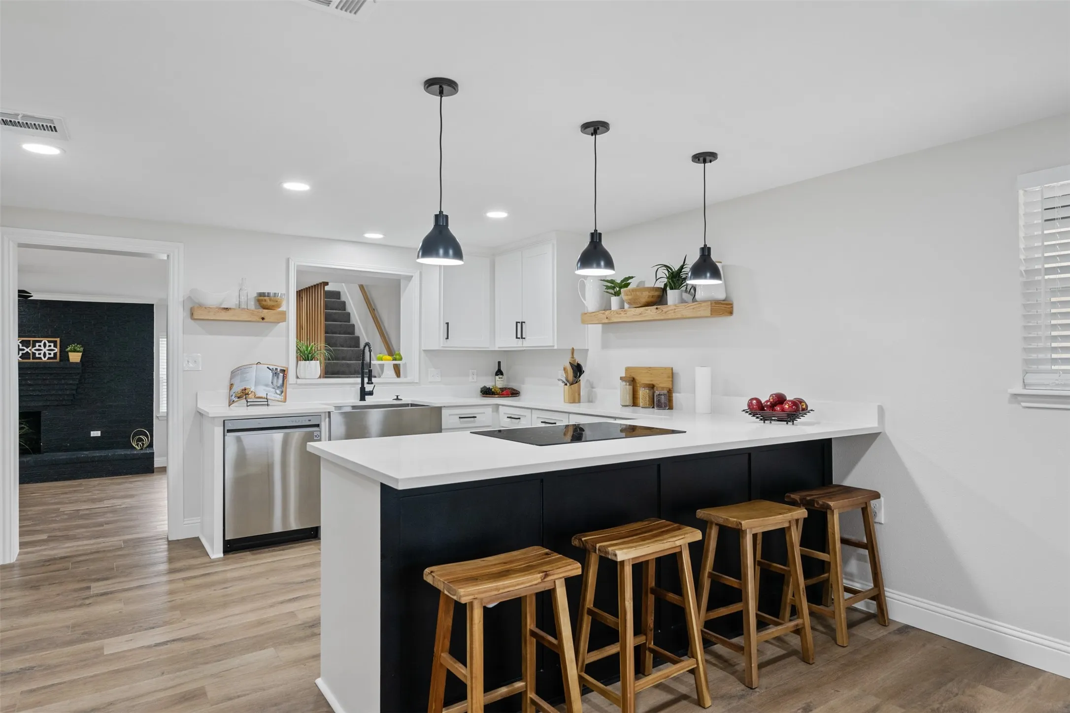 Large island with abundant prep space and seating