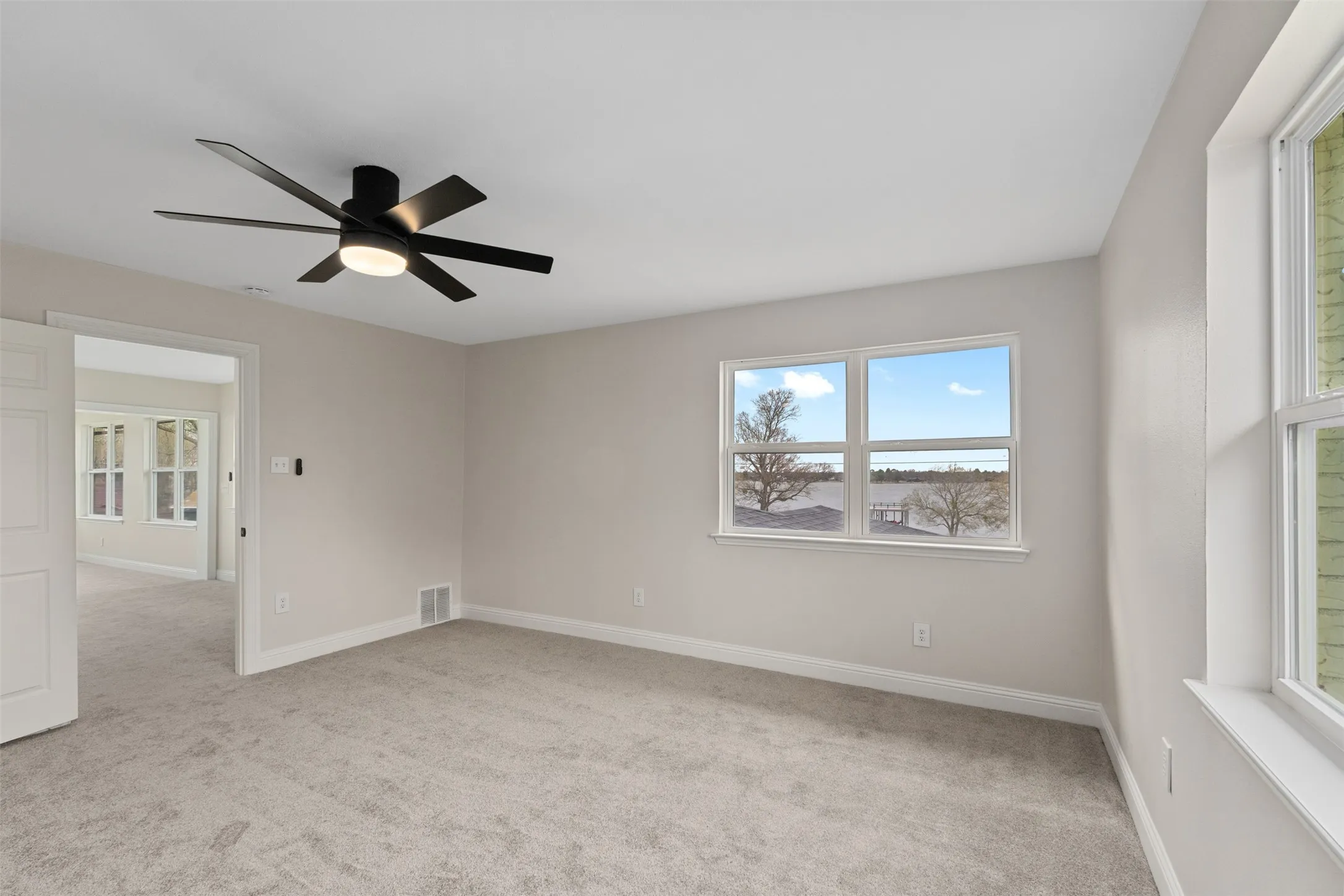 Single Family Residence For Sale in Henderson County , 16030 Saint Paul Drive, Caney City, Texas 75148, 3 Bedroom, 2 Bathroom, Garage spaces, 2,384 Sqft, built in 1982, mls#21267586, Real Estate Agent in Caney City, Homes For Sale in Henderson county, Homes For Sale in Caney City, Realtor in Caney City Texas, Real Estate Brokerage Independent Realty Texas, Luminita Cordes Realtor