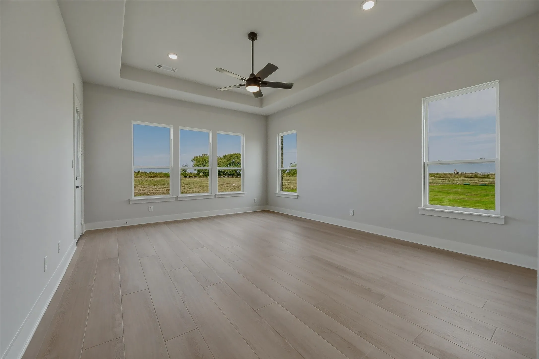 Single Family Residence For Sale in Denton County , 2309 Quartz Street, Krum, Texas 76249, 4 Bedroom, 3 Bathroom, 3 Garage spaces, 3,497 Sqft, built in 2026, mls#21270379, Real Estate Agent in Krum, Homes For Sale in Denton county, Homes For Sale in Krum, Realtor in Krum Texas, Real Estate Brokerage Independent Realty Texas, Luminita Cordes Realtor