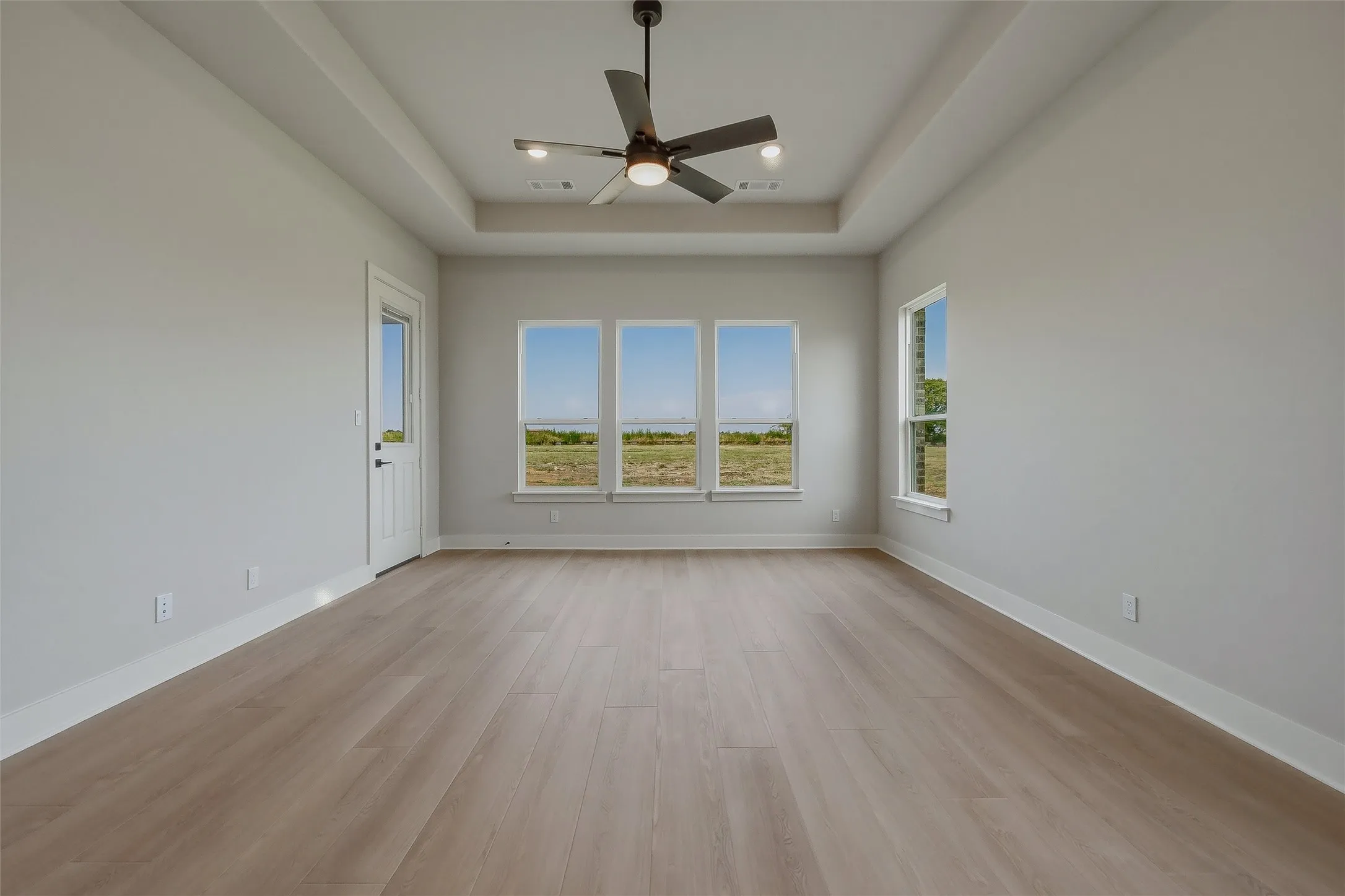 Single Family Residence For Sale in Denton County , 2309 Quartz Street, Krum, Texas 76249, 4 Bedroom, 3 Bathroom, 3 Garage spaces, 3,497 Sqft, built in 2026, mls#21270379, Real Estate Agent in Krum, Homes For Sale in Denton county, Homes For Sale in Krum, Realtor in Krum Texas, Real Estate Brokerage Independent Realty Texas, Luminita Cordes Realtor