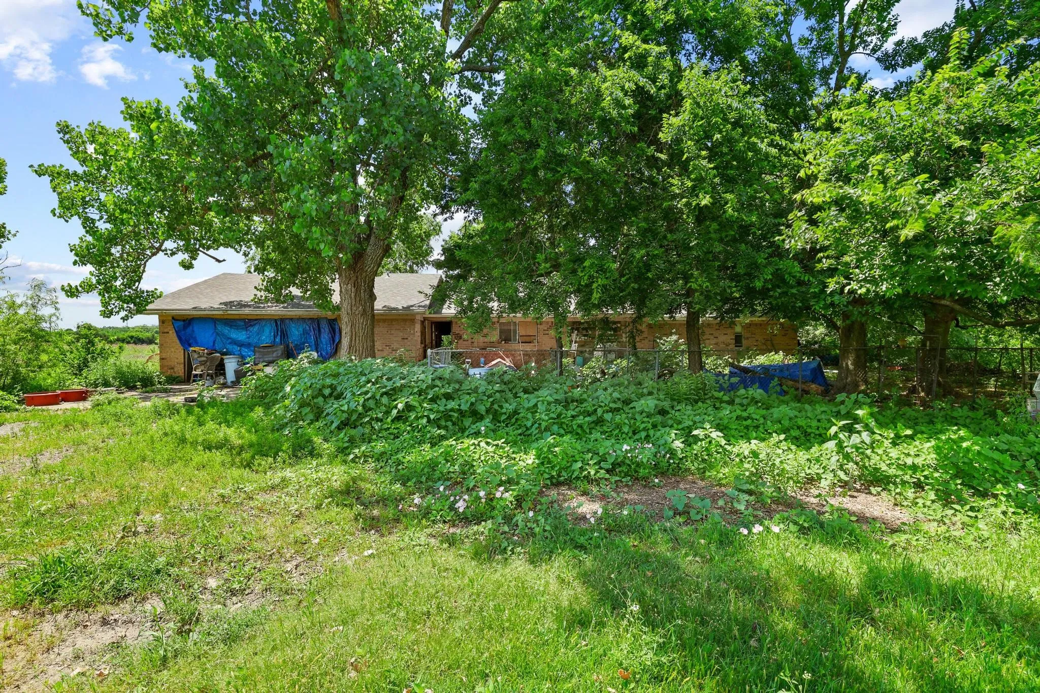 Improved Land For Sale in Grayson County , 747 Vineyard Road, Gunter, Texas 75058, 0, 0, Garage spaces, 0 Sqft, built in 1975, mls#21270370, Real Estate Agent in Gunter, Homes For Sale in Grayson county, Homes For Sale in Gunter, Realtor in Gunter Texas, Real Estate Brokerage Independent Realty Texas, Luminita Cordes Realtor