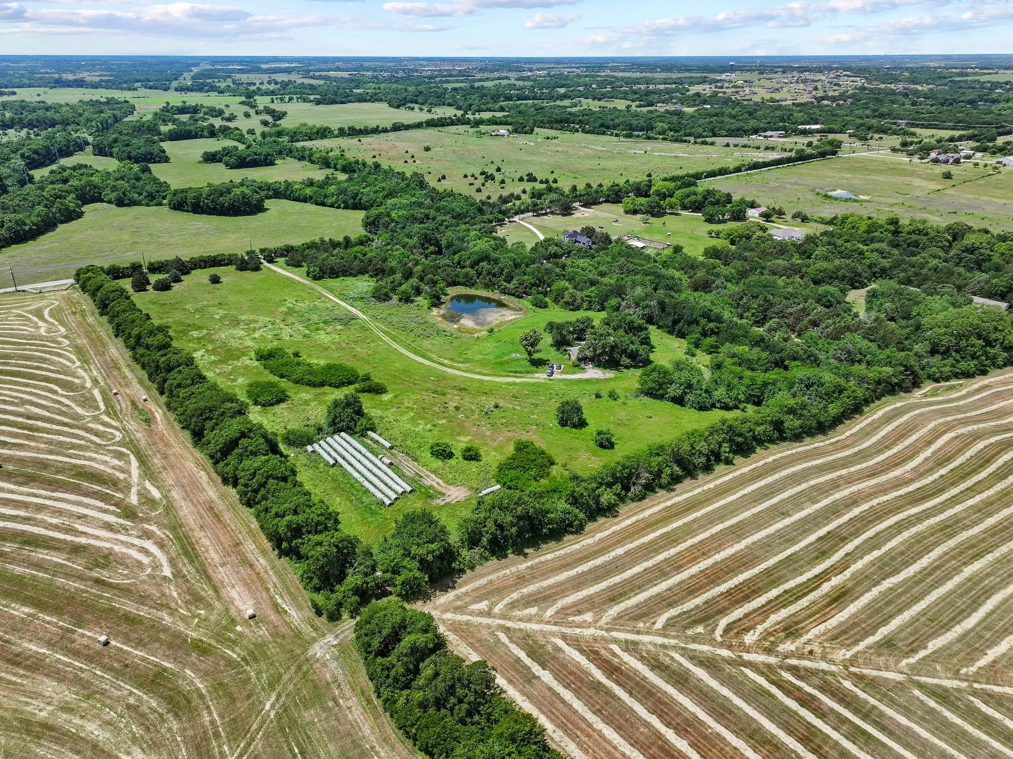 Improved Land For Sale in Grayson County , 747 Vineyard Road, Gunter, Texas 75058, 0, 0, Garage spaces, 0 Sqft, built in 1975, mls#21270370, Real Estate Agent in Gunter, Homes For Sale in Grayson county, Homes For Sale in Gunter, Realtor in Gunter Texas, Real Estate Brokerage Independent Realty Texas, Luminita Cordes Realtor