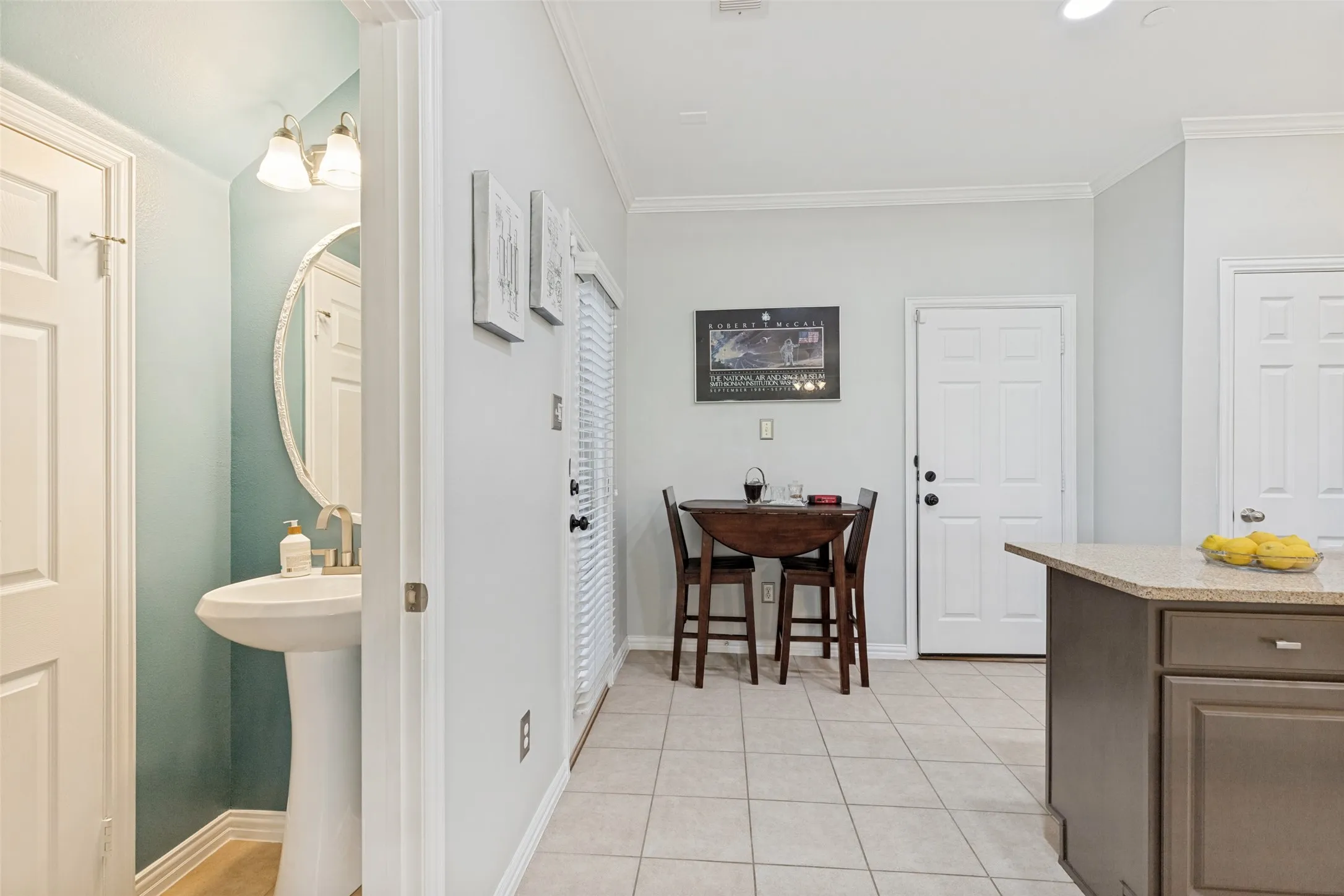 Townhouse For Sale in Collin County , 5802 Antique Rose Trail, Fairview, Texas 75069, 2 Bedroom, 2 Bathroom, 2 Garage spaces, 1,255 Sqft, built in 2007, mls#21268252, Real Estate Agent in Fairview, Homes For Sale in Collin county, Homes For Sale in Fairview, Realtor in Fairview Texas, Real Estate Brokerage Independent Realty Texas, Luminita Cordes Realtor