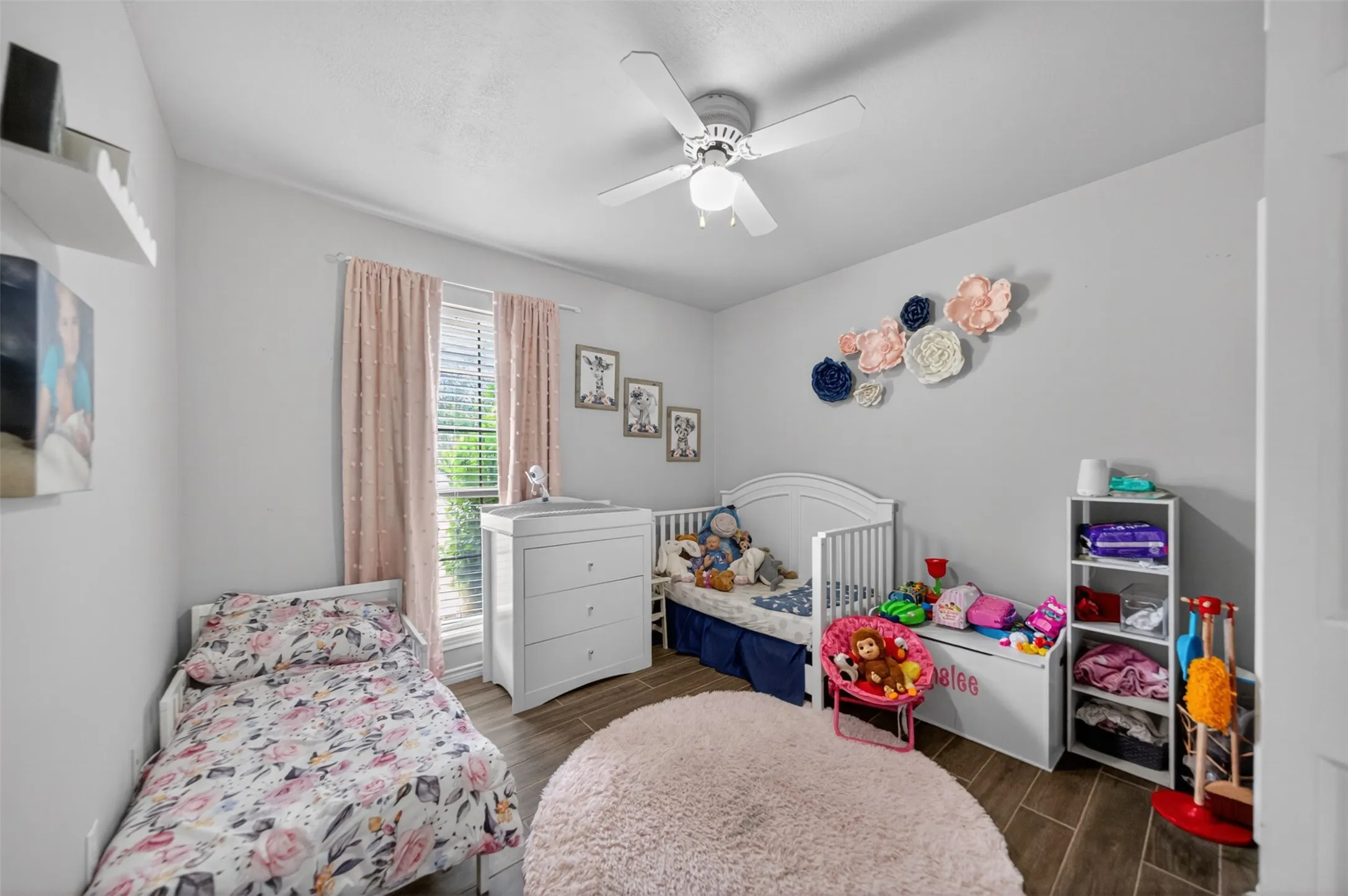 Single Family Residence For Sale in Smith County , 20351 Eastern Hills Drive, Flint, Texas 75762, 3 Bedroom, 2 Bathroom, Garage spaces, 1,241 Sqft, built in 1995, Price $290,000, mls#21269763, Real Estate Agent in Flint, Homes For Sale in Smith county, Homes For Sale in Flint, Realtor in Flint Texas, Real Estate Brokerage Independent Realty Texas, Luminita Cordes Realtor