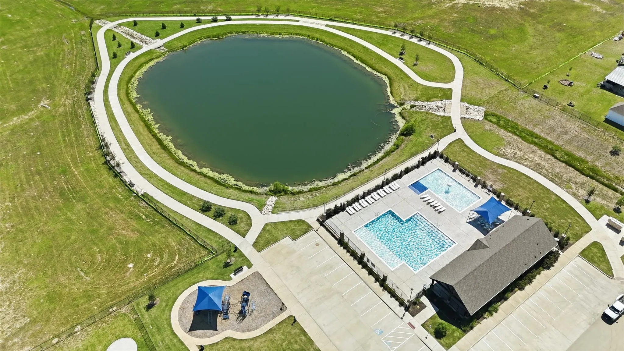 Single Family Residence For Sale in Johnson County , 11616 Caracal Drive, Godley, Texas 76044, 3 Bedrooms, 3 Bathrooms, 3 Garage spaces, 2,438 Sqft, built in 2021, Price $494,900, mls#21270120, Real Estate Agent in Godley, Homes For Sale in Johnson county, Homes For Sale in Godley, Realtor in Godley Texas, Real Estate Brokerage Independent Realty Texas, Luminita Cordes Realtor