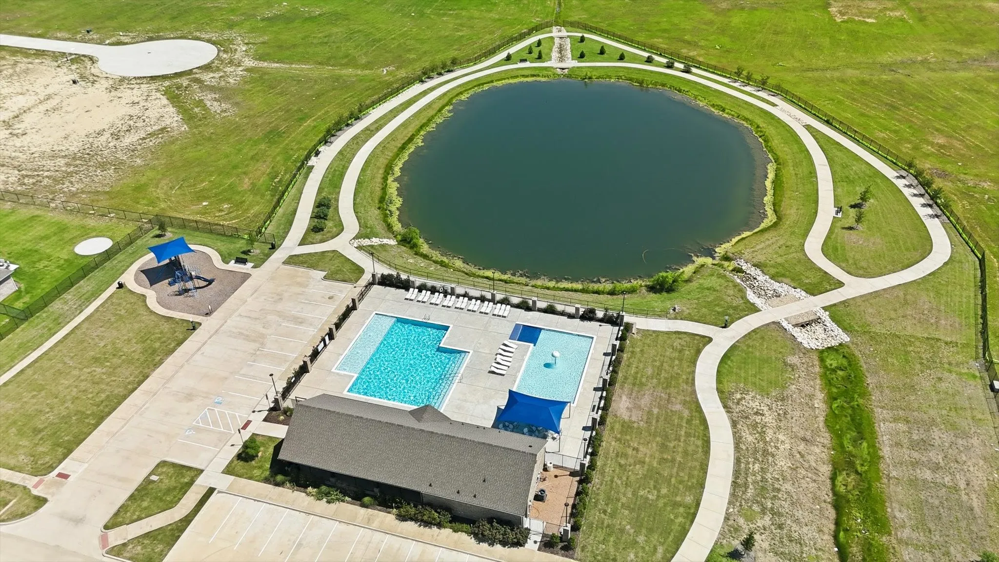 Single Family Residence For Sale in Johnson County , 11616 Caracal Drive, Godley, Texas 76044, 3 Bedrooms, 3 Bathrooms, 3 Garage spaces, 2,438 Sqft, built in 2021, Price $494,900, mls#21270120, Real Estate Agent in Godley, Homes For Sale in Johnson county, Homes For Sale in Godley, Realtor in Godley Texas, Real Estate Brokerage Independent Realty Texas, Luminita Cordes Realtor