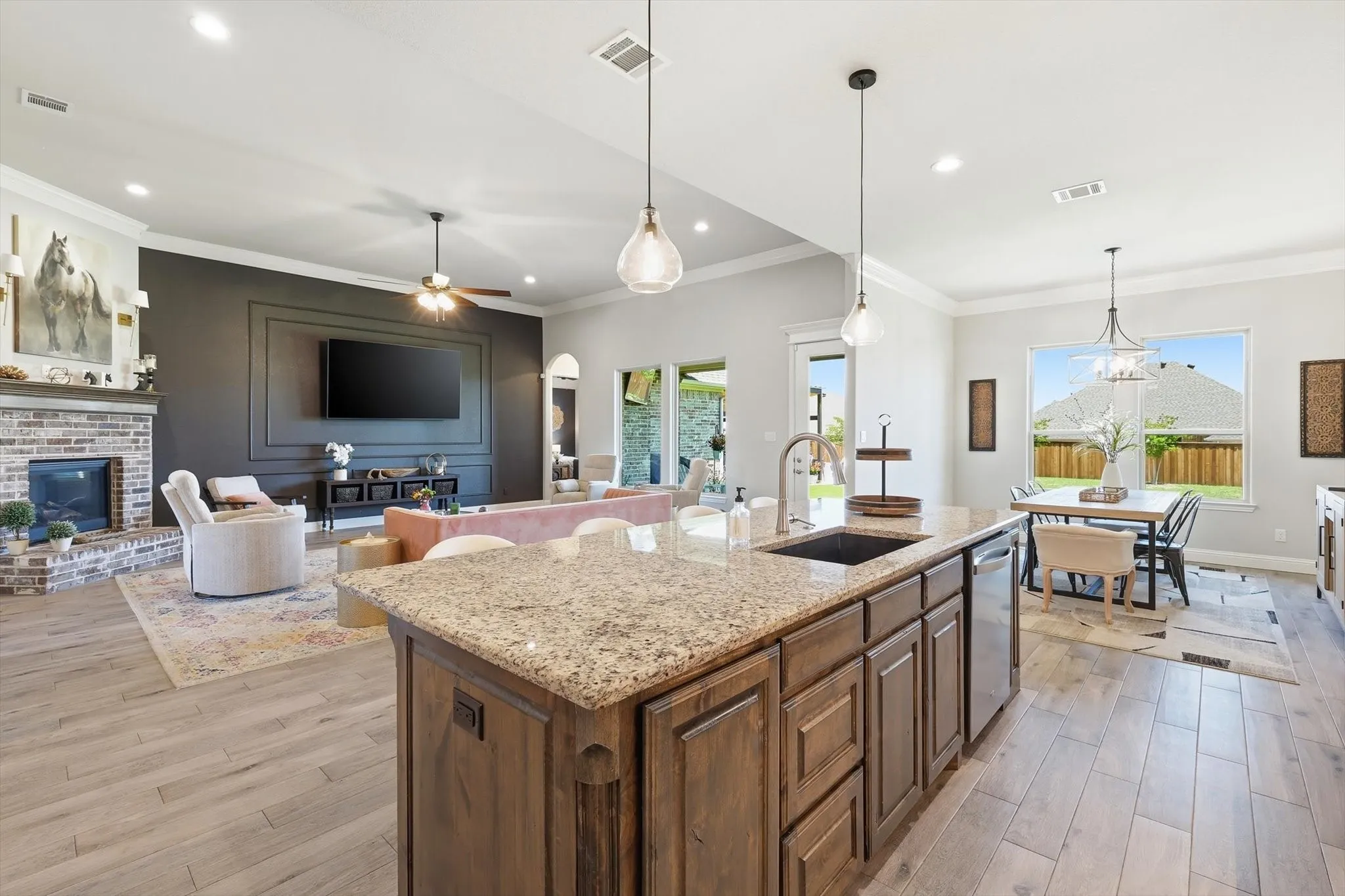 Single Family Residence For Sale in Johnson County , 11616 Caracal Drive, Godley, Texas 76044, 3 Bedrooms, 3 Bathrooms, 3 Garage spaces, 2,438 Sqft, built in 2021, Price $494,900, mls#21270120, Real Estate Agent in Godley, Homes For Sale in Johnson county, Homes For Sale in Godley, Realtor in Godley Texas, Real Estate Brokerage Independent Realty Texas, Luminita Cordes Realtor