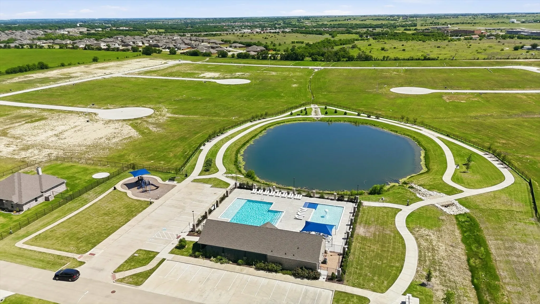 Single Family Residence For Sale in Johnson County , 11616 Caracal Drive, Godley, Texas 76044, 3 Bedrooms, 3 Bathrooms, 3 Garage spaces, 2,438 Sqft, built in 2021, Price $494,900, mls#21270120, Real Estate Agent in Godley, Homes For Sale in Johnson county, Homes For Sale in Godley, Realtor in Godley Texas, Real Estate Brokerage Independent Realty Texas, Luminita Cordes Realtor