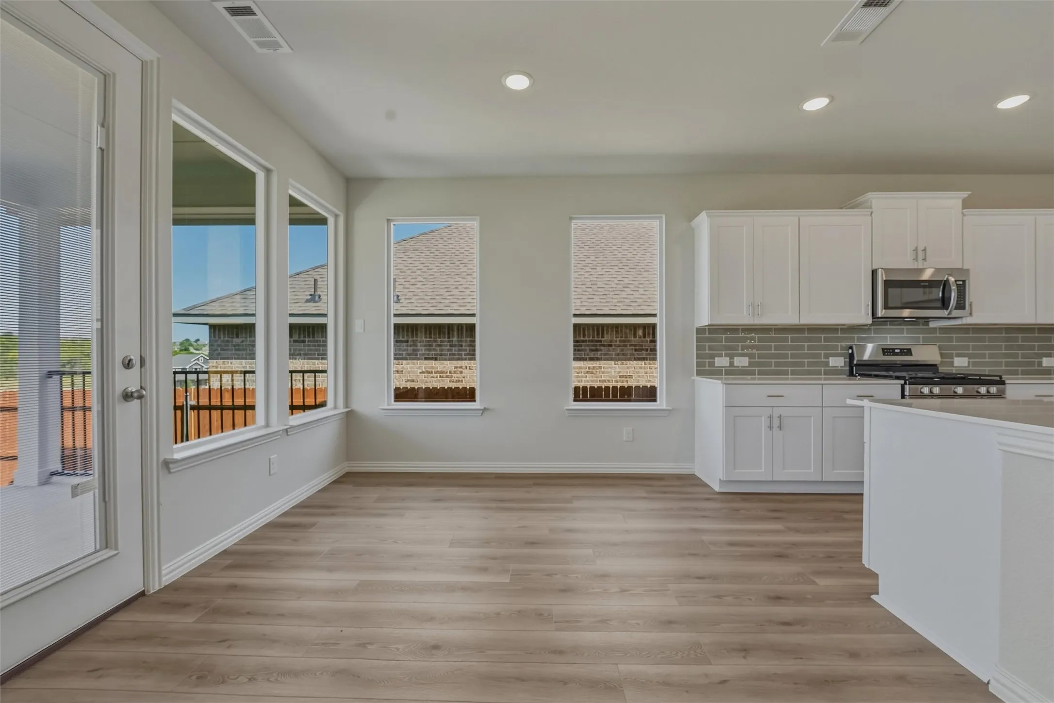 Single Family Residence For Sale in Tarrant County , 828 Elmstead Drive, Fort Worth, Texas 76108, 4 Bedroom, 3 Bathroom, 2 Garage spaces, 2,736 Sqft, built in 2026, mls#21270408, Real Estate Agent in Fort Worth, Homes For Sale in Tarrant county, Homes For Sale in Fort Worth, Realtor in Fort Worth Texas, Real Estate Brokerage Independent Realty Texas, Luminita Cordes Realtor