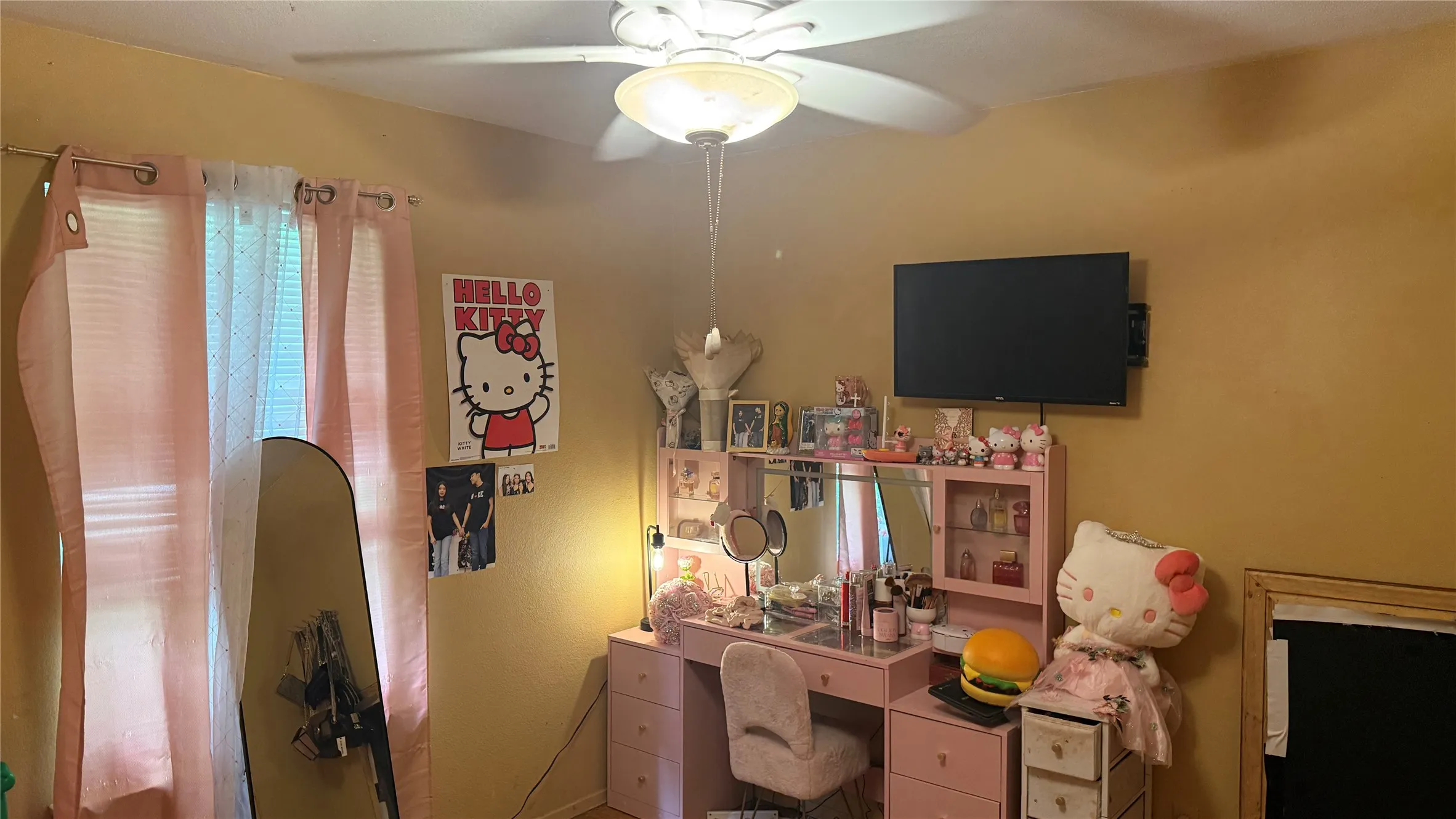 Single Family Residence For Sale in Dallas County , 2330 John Mccoy Drive, Dallas, Texas 75227, 3 Bedroom, 2 Bathroom, 2 Garage spaces, 1,582 Sqft, built in 2001, mls#21269997, Real Estate Agent in Dallas, Homes For Sale in Dallas county, Homes For Sale in Dallas, Realtor in Dallas Texas, Real Estate Brokerage Independent Realty Texas, Luminita Cordes Realtor