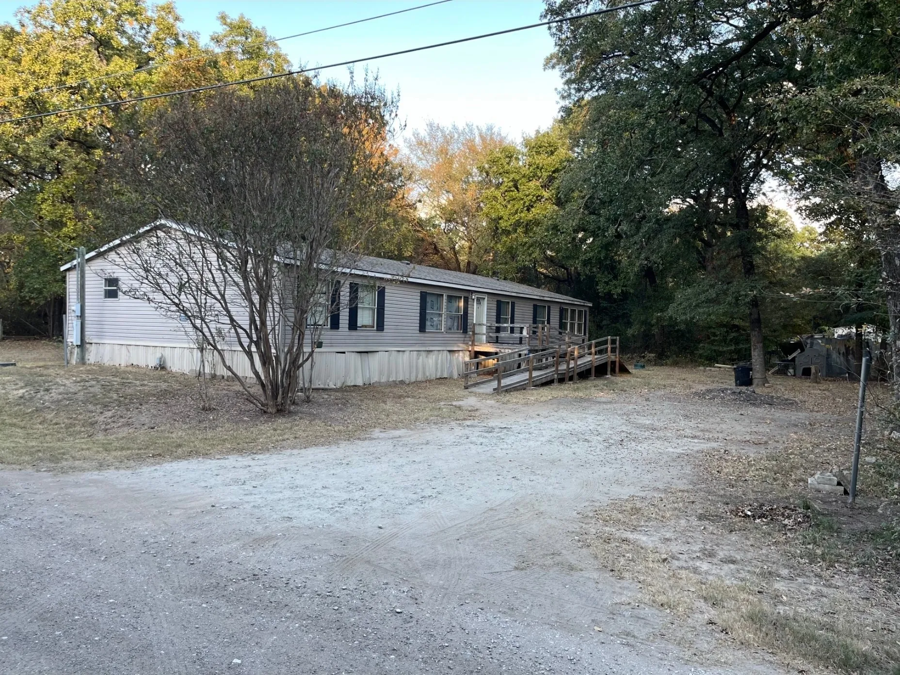 Mobile Home For Sale in Henderson County , 136 Coahoma Street, Mabank, Texas 75156, 5 Bedrooms, 2 Bathrooms, Garage spaces, 2,432 Sqft, built in 2007, Price $119,999, mls#21270429, Real Estate Agent in Mabank, Homes For Sale in Henderson county, Homes For Sale in Mabank, Realtor in Mabank Texas, Real Estate Brokerage Independent Realty Texas, Luminita Cordes Realtor
