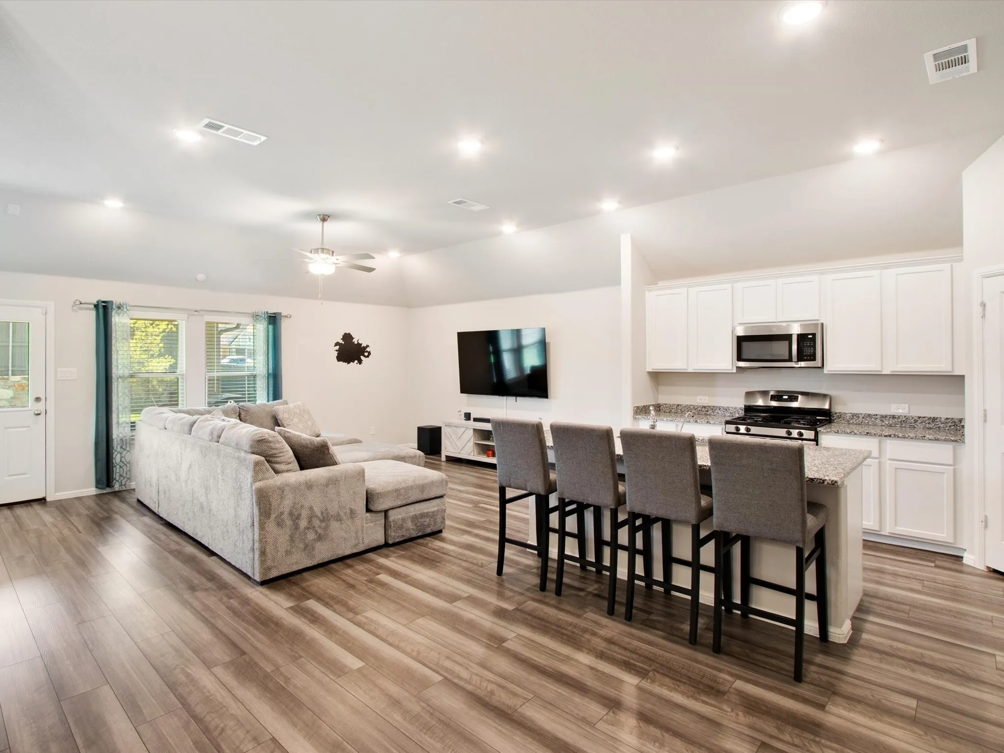 Single Family Residence For Sale in Ellis County , 3541 Redbud Flower Trail, Prairie Ridge, Texas 76084, 3 Bedroom, 2 Bathroom, 3 Garage spaces, 1,890 Sqft, built in 2024, Price $409,900, mls#21270220, Real Estate Agent in Prairie Ridge, Homes For Sale in Ellis county, Homes For Sale in Prairie Ridge, Realtor in Prairie Ridge Texas, Real Estate Brokerage Independent Realty Texas, Luminita Cordes Realtor