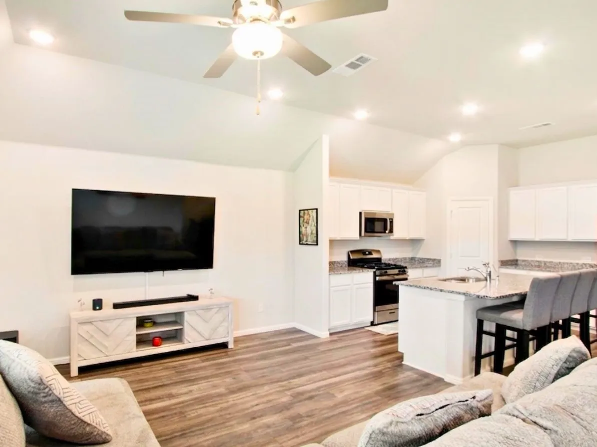 Single Family Residence For Sale in Ellis County , 3541 Redbud Flower Trail, Prairie Ridge, Texas 76084, 3 Bedroom, 2 Bathroom, 3 Garage spaces, 1,890 Sqft, built in 2024, Price $409,900, mls#21270220, Real Estate Agent in Prairie Ridge, Homes For Sale in Ellis county, Homes For Sale in Prairie Ridge, Realtor in Prairie Ridge Texas, Real Estate Brokerage Independent Realty Texas, Luminita Cordes Realtor