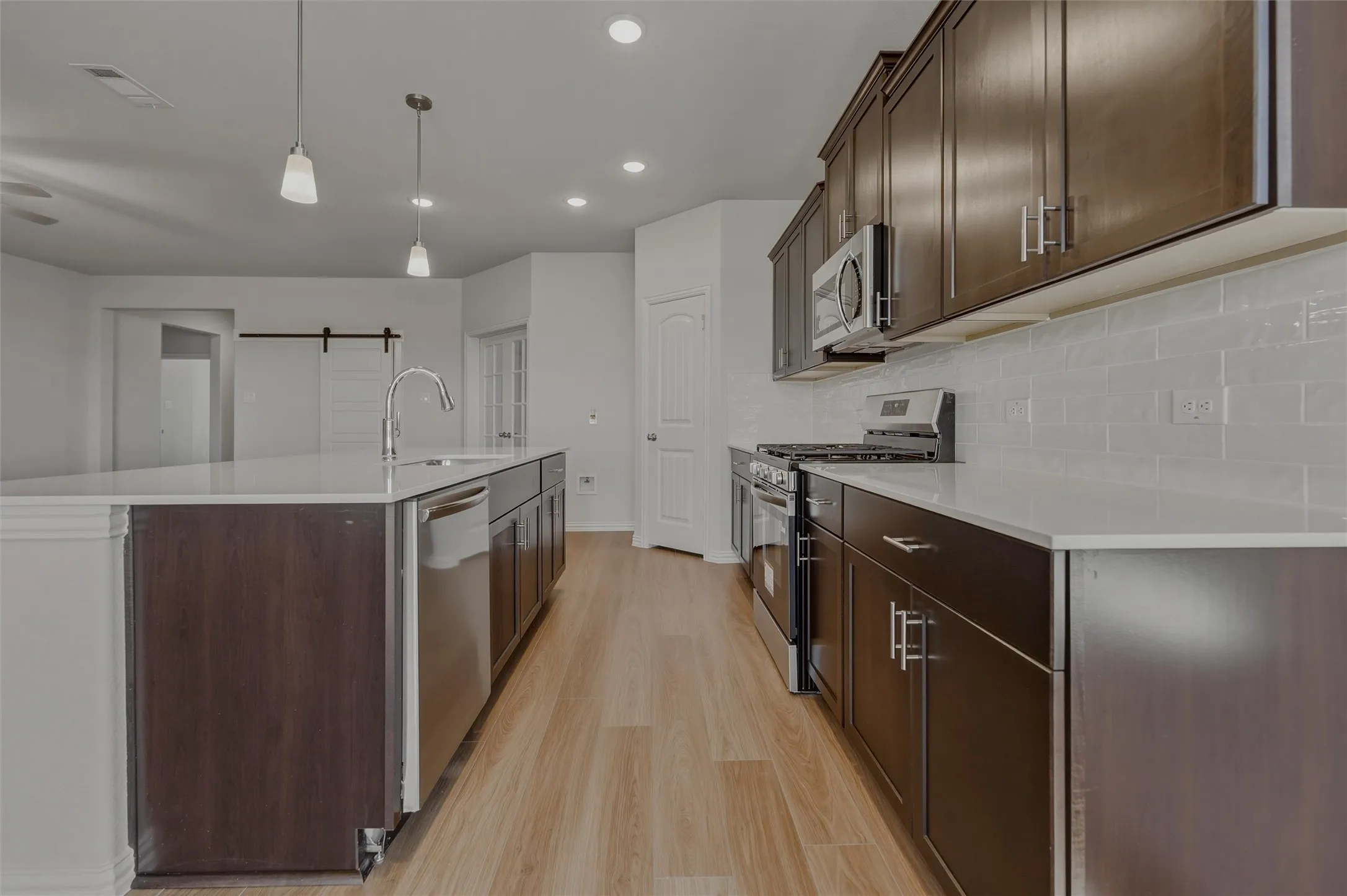 Single Family Residence For Sale in Tarrant County , 820 Elmstead Drive, Fort Worth, Texas 76108, 3 Bedroom, 2 Bathroom, 2 Garage spaces, 1,860 Sqft, built in 2026, mls#21270431, Real Estate Agent in Fort Worth, Homes For Sale in Tarrant county, Homes For Sale in Fort Worth, Realtor in Fort Worth Texas, Real Estate Brokerage Independent Realty Texas, Luminita Cordes Realtor