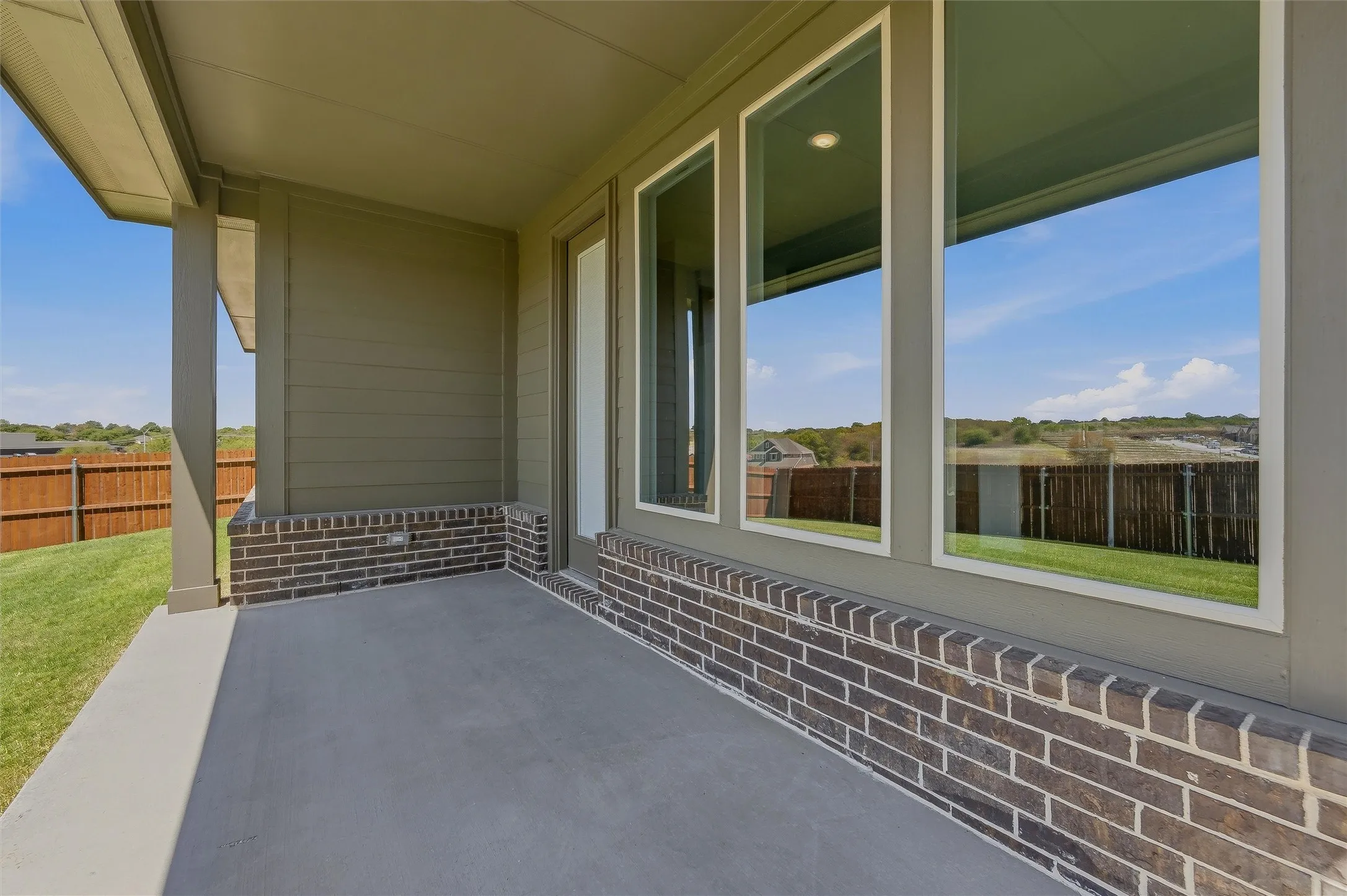 Single Family Residence For Sale in Tarrant County , 820 Elmstead Drive, Fort Worth, Texas 76108, 3 Bedroom, 2 Bathroom, 2 Garage spaces, 1,860 Sqft, built in 2026, mls#21270431, Real Estate Agent in Fort Worth, Homes For Sale in Tarrant county, Homes For Sale in Fort Worth, Realtor in Fort Worth Texas, Real Estate Brokerage Independent Realty Texas, Luminita Cordes Realtor