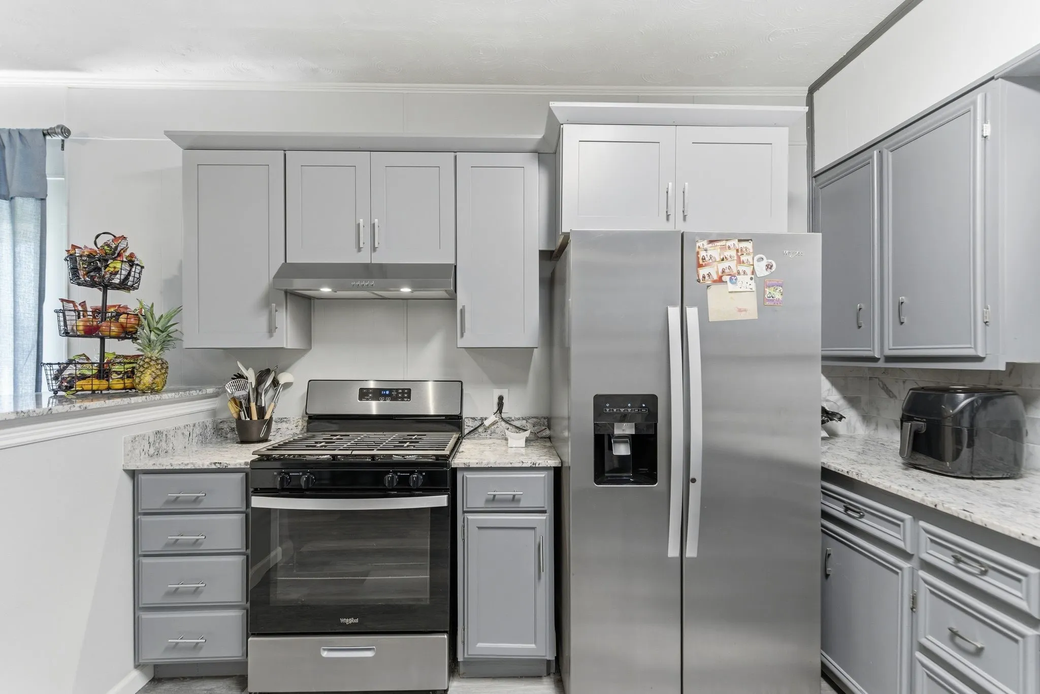 Single Family Residence For Sale in Grayson County , 401 W Mesquite Street, Gunter, Texas 75058, 2 Bedroom, 2 Bathroom, 2 Garage spaces, 1,338 Sqft, built in 1935, mls#21270438, Real Estate Agent in Gunter, Homes For Sale in Grayson county, Homes For Sale in Gunter, Realtor in Gunter Texas, Real Estate Brokerage Independent Realty Texas, Luminita Cordes Realtor