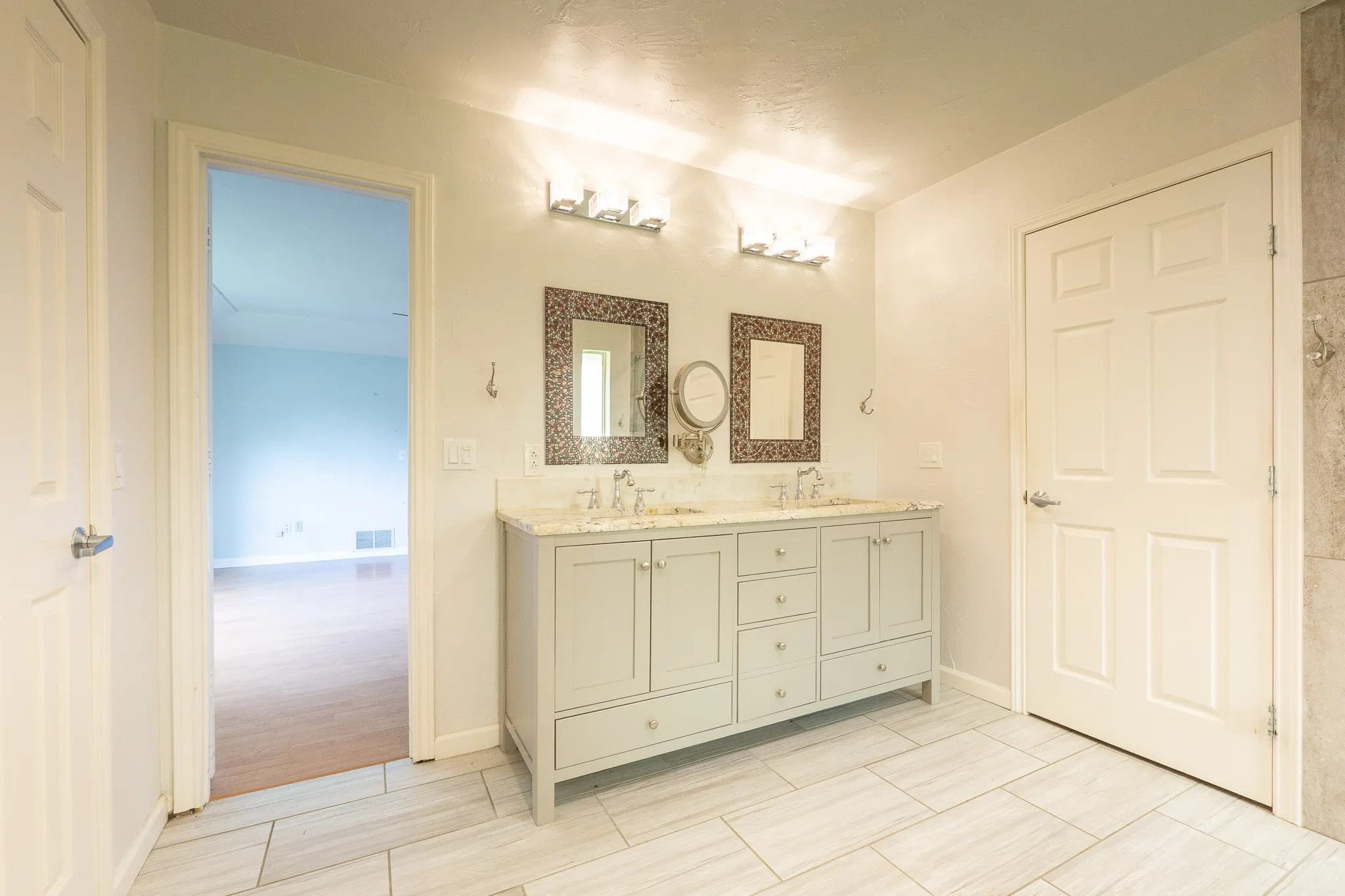 Single Family Residence For Sale in Collin County , 3624 Big Horn Trail, Plano, Texas 75075, 3 Bedroom, 3 Bathroom, 2 Garage spaces, 2,227 Sqft, built in 1978, mls#21270045, Real Estate Agent in Plano, Homes For Sale in Collin county, Homes For Sale in Plano, Realtor in Plano Texas, Real Estate Brokerage Independent Realty Texas, Luminita Cordes Realtor