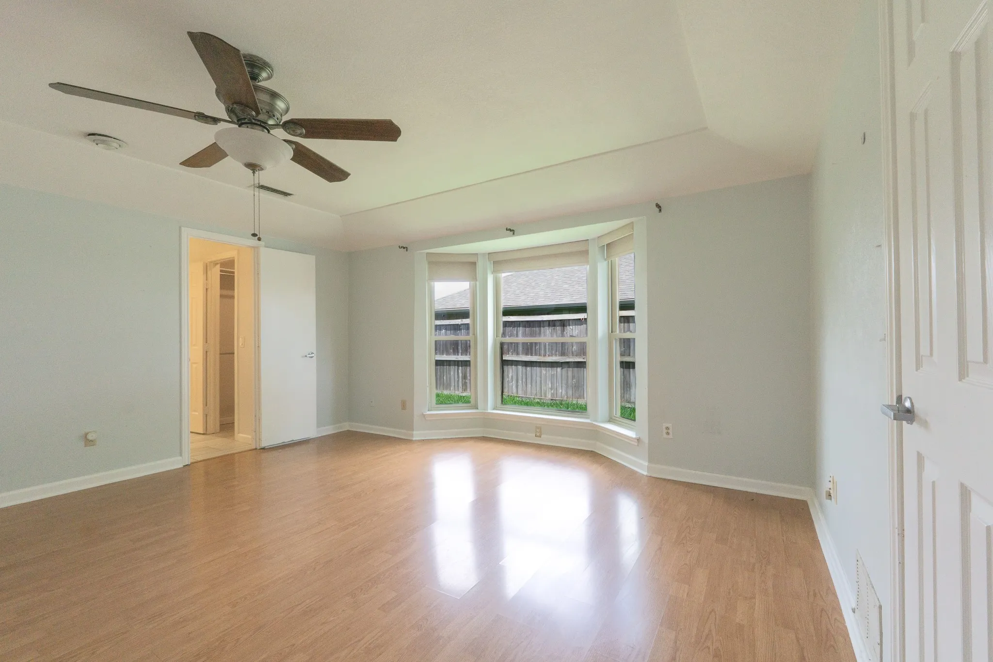 Single Family Residence For Sale in Collin County , 3624 Big Horn Trail, Plano, Texas 75075, 3 Bedroom, 3 Bathroom, 2 Garage spaces, 2,227 Sqft, built in 1978, mls#21270045, Real Estate Agent in Plano, Homes For Sale in Collin county, Homes For Sale in Plano, Realtor in Plano Texas, Real Estate Brokerage Independent Realty Texas, Luminita Cordes Realtor