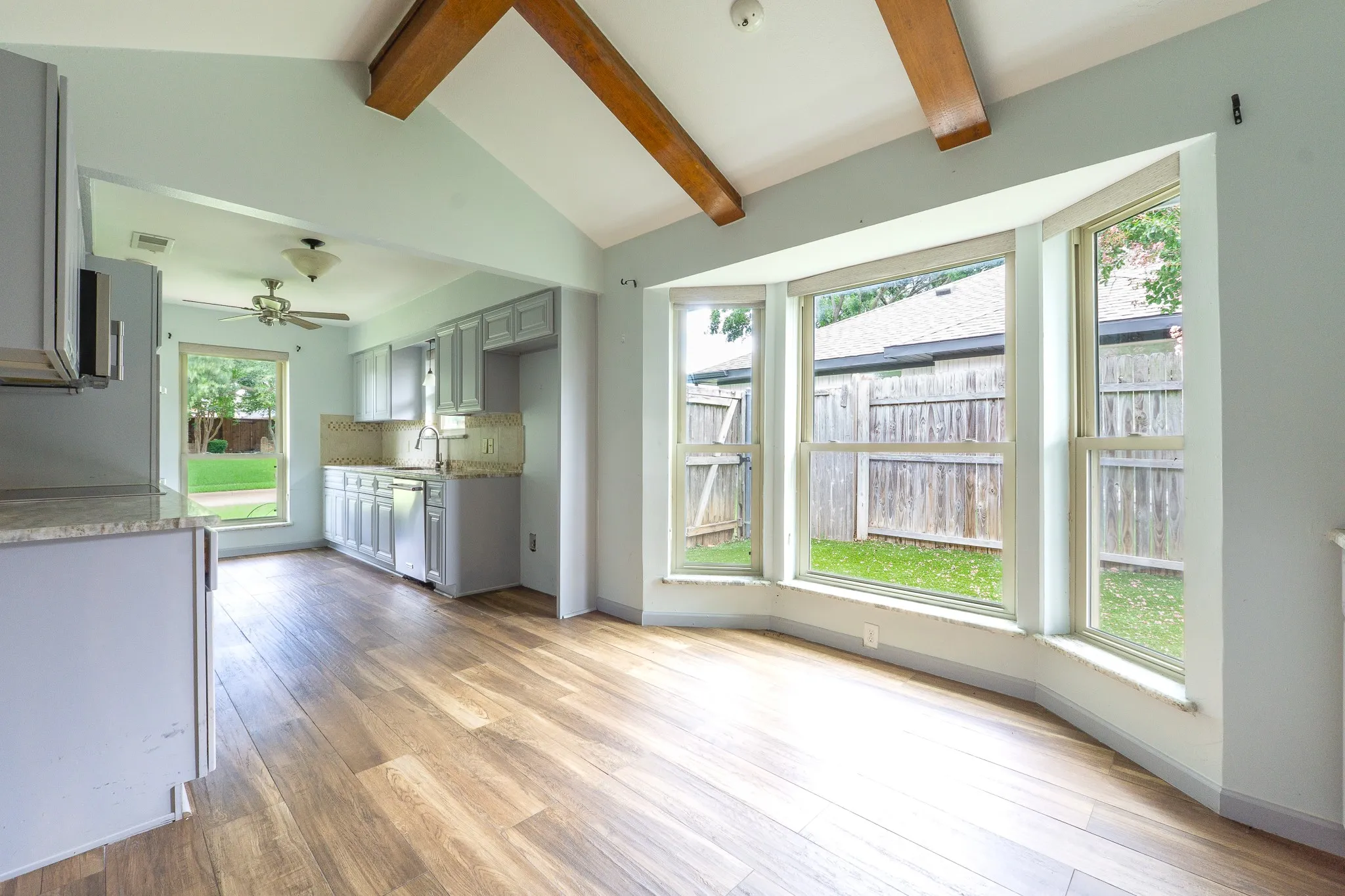 Single Family Residence For Sale in Collin County , 3624 Big Horn Trail, Plano, Texas 75075, 3 Bedroom, 3 Bathroom, 2 Garage spaces, 2,227 Sqft, built in 1978, mls#21270045, Real Estate Agent in Plano, Homes For Sale in Collin county, Homes For Sale in Plano, Realtor in Plano Texas, Real Estate Brokerage Independent Realty Texas, Luminita Cordes Realtor