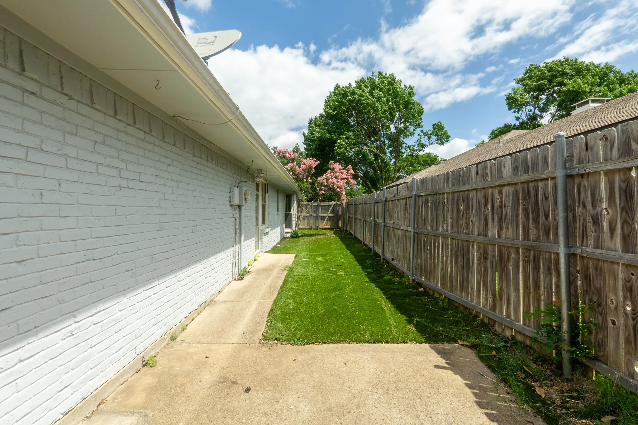 Single Family Residence For Sale in Collin County , 3624 Big Horn Trail, Plano, Texas 75075, 3 Bedroom, 3 Bathroom, 2 Garage spaces, 2,227 Sqft, built in 1978, mls#21270045, Real Estate Agent in Plano, Homes For Sale in Collin county, Homes For Sale in Plano, Realtor in Plano Texas, Real Estate Brokerage Independent Realty Texas, Luminita Cordes Realtor